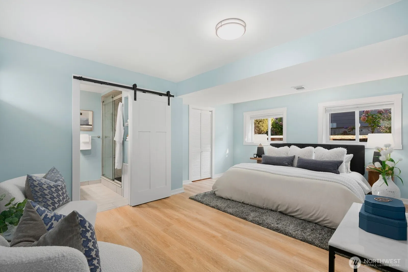 3247 Walnut Ave SW, Seattle, WA 98116