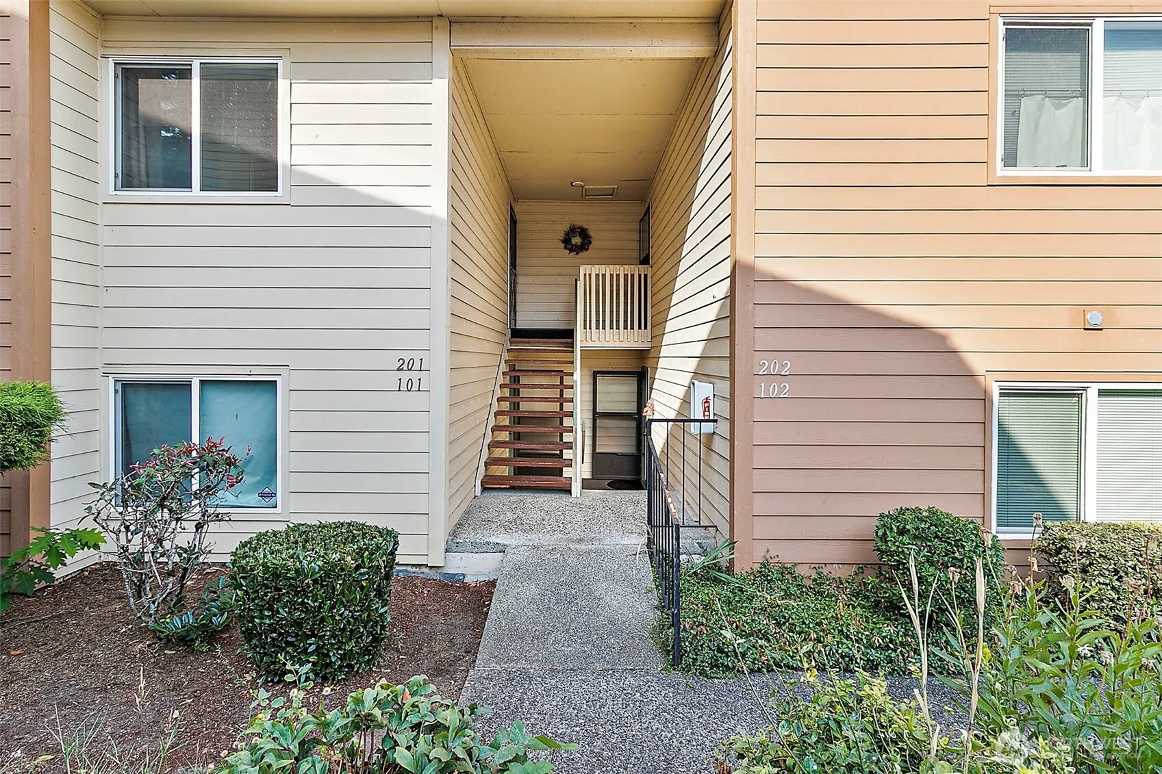 23625 112th Avenue SE #G201, Kent, WA 98031