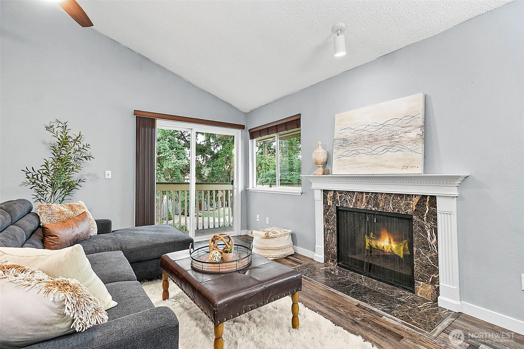 23625 112th Avenue SE #G201, Kent, WA 98031