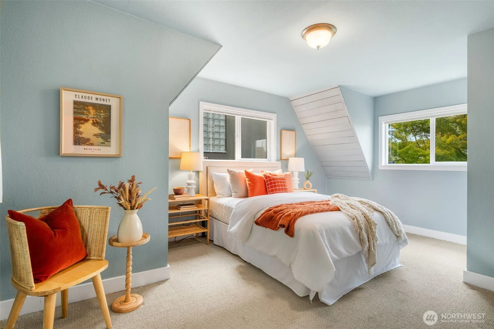 2524 12th Avenue W, Seattle, WA 98119