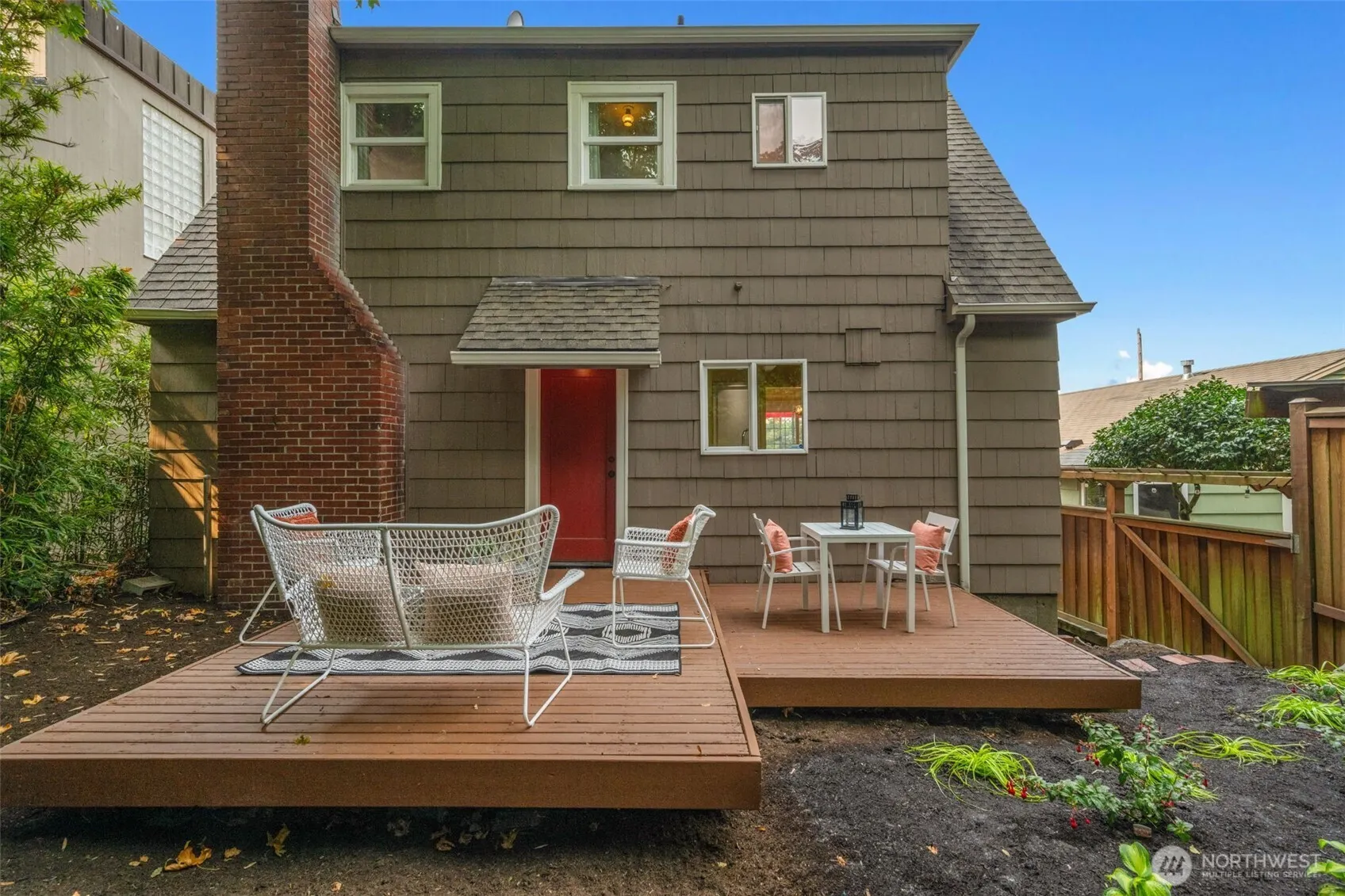 2524 12th Avenue W, Seattle, WA 98119