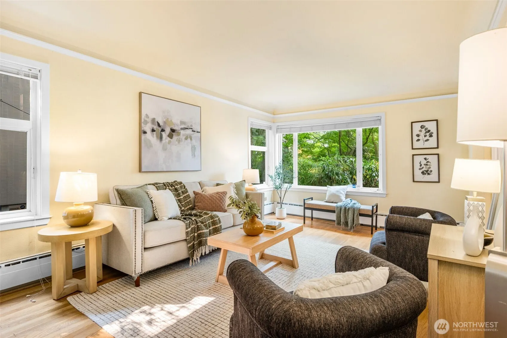 2524 12th Avenue W, Seattle, WA 98119