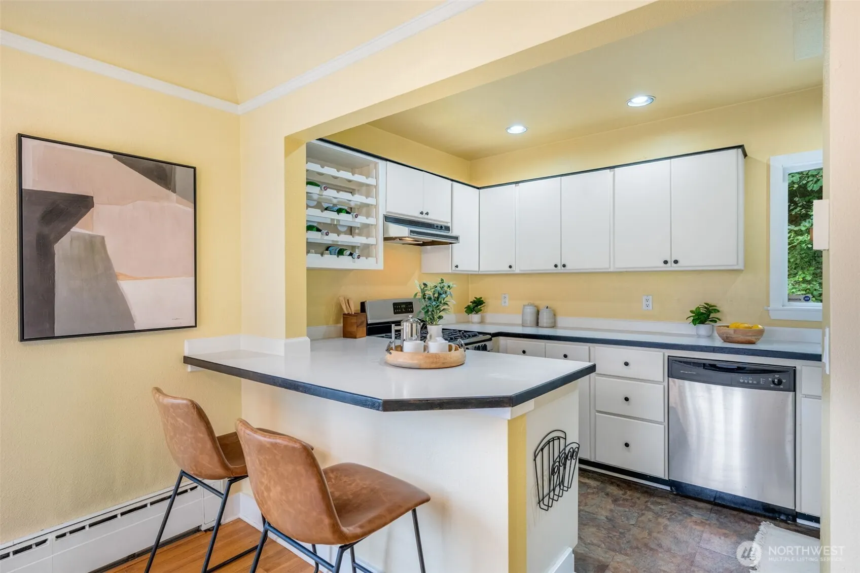 2524 12th Avenue W, Seattle, WA 98119