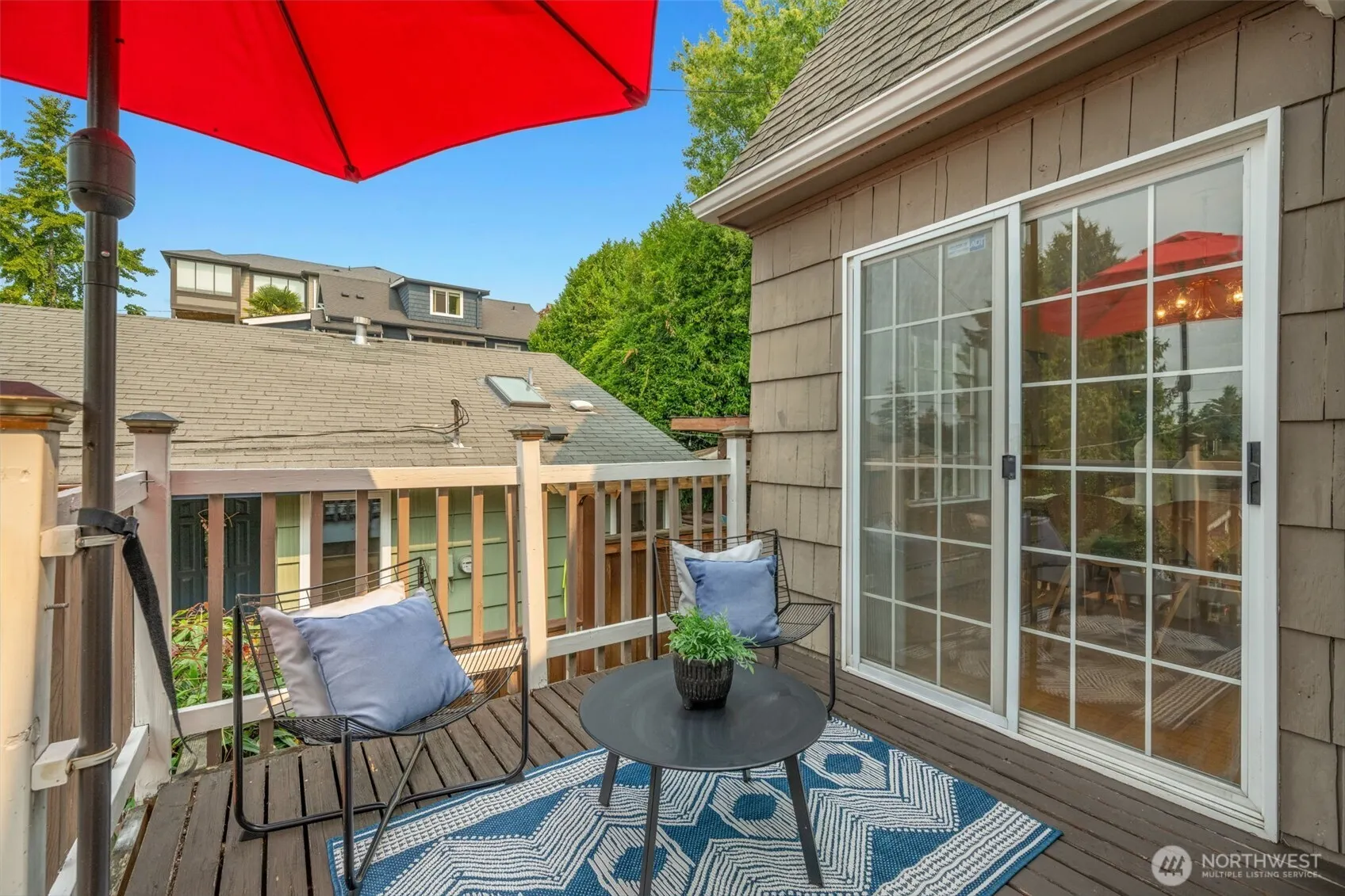 2524 12th Avenue W, Seattle, WA 98119