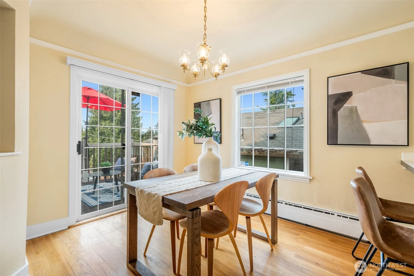 2524 12th Avenue W, Seattle, WA 98119