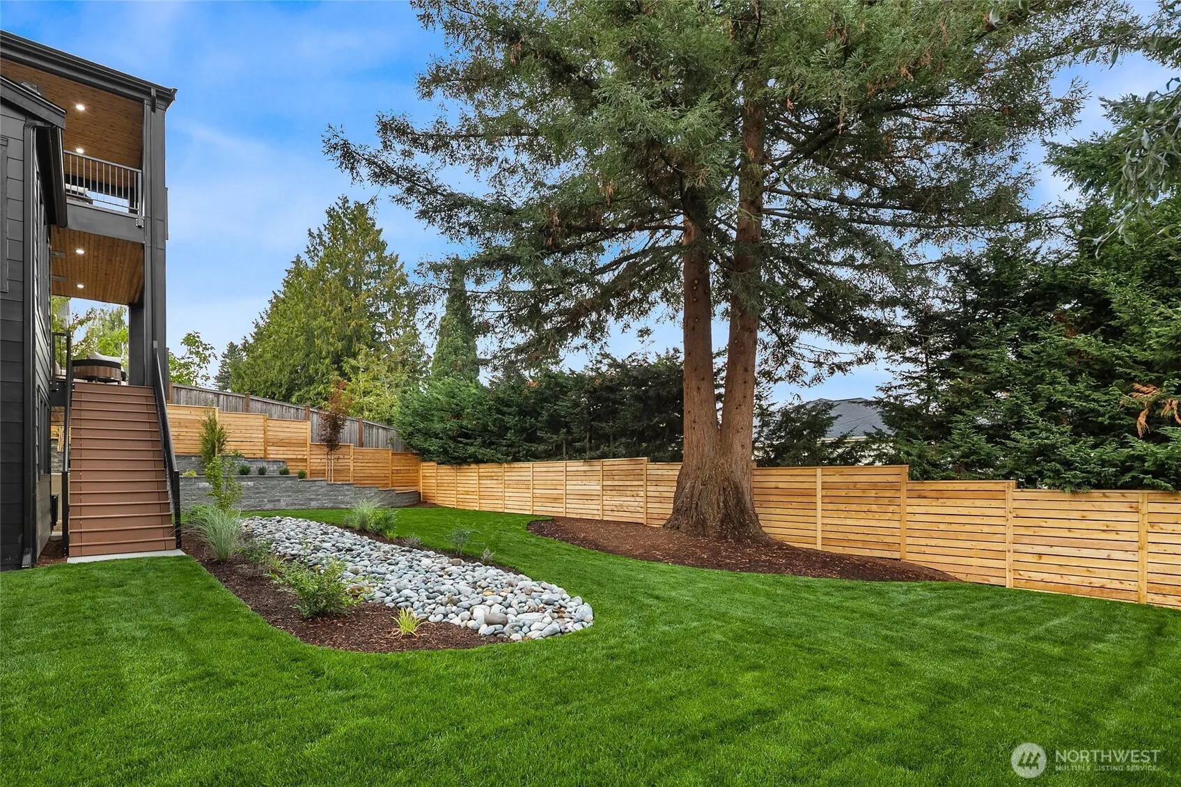 1822 100th Ave NE, Bellevue, WA 98004