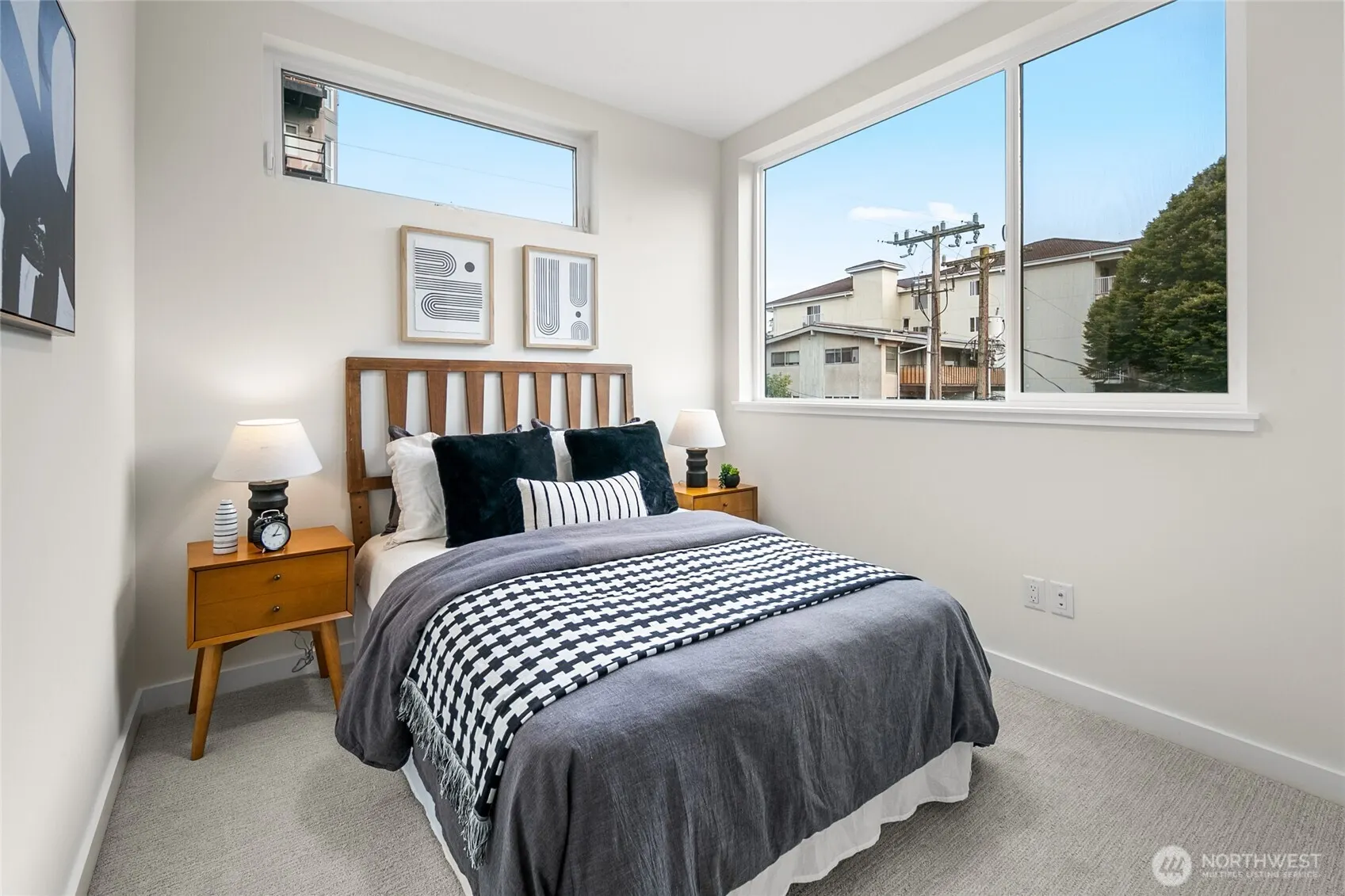 318 F Bellevue Avenue E, Seattle, WA 98102