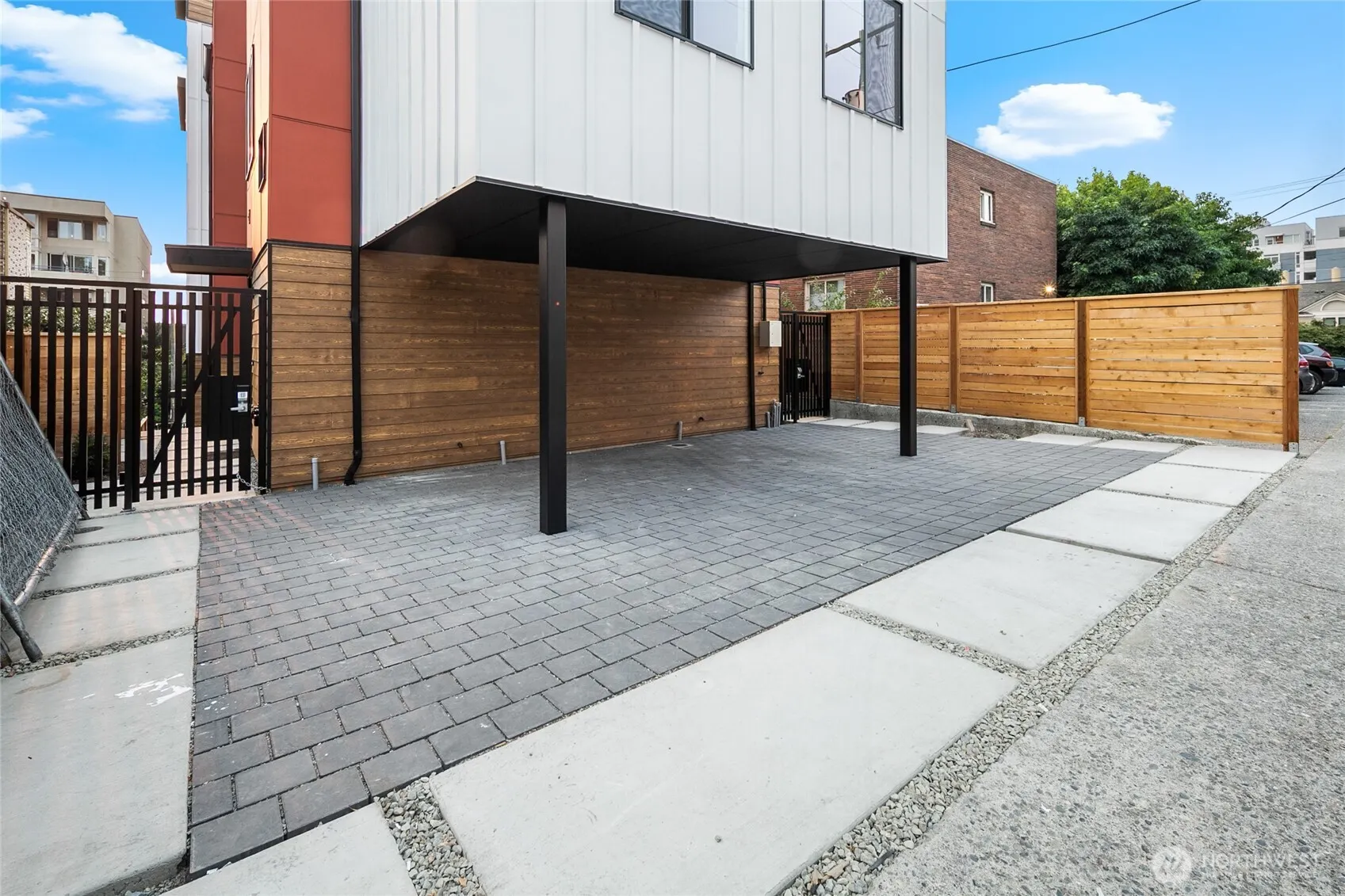 318 F Bellevue Avenue E, Seattle, WA 98102