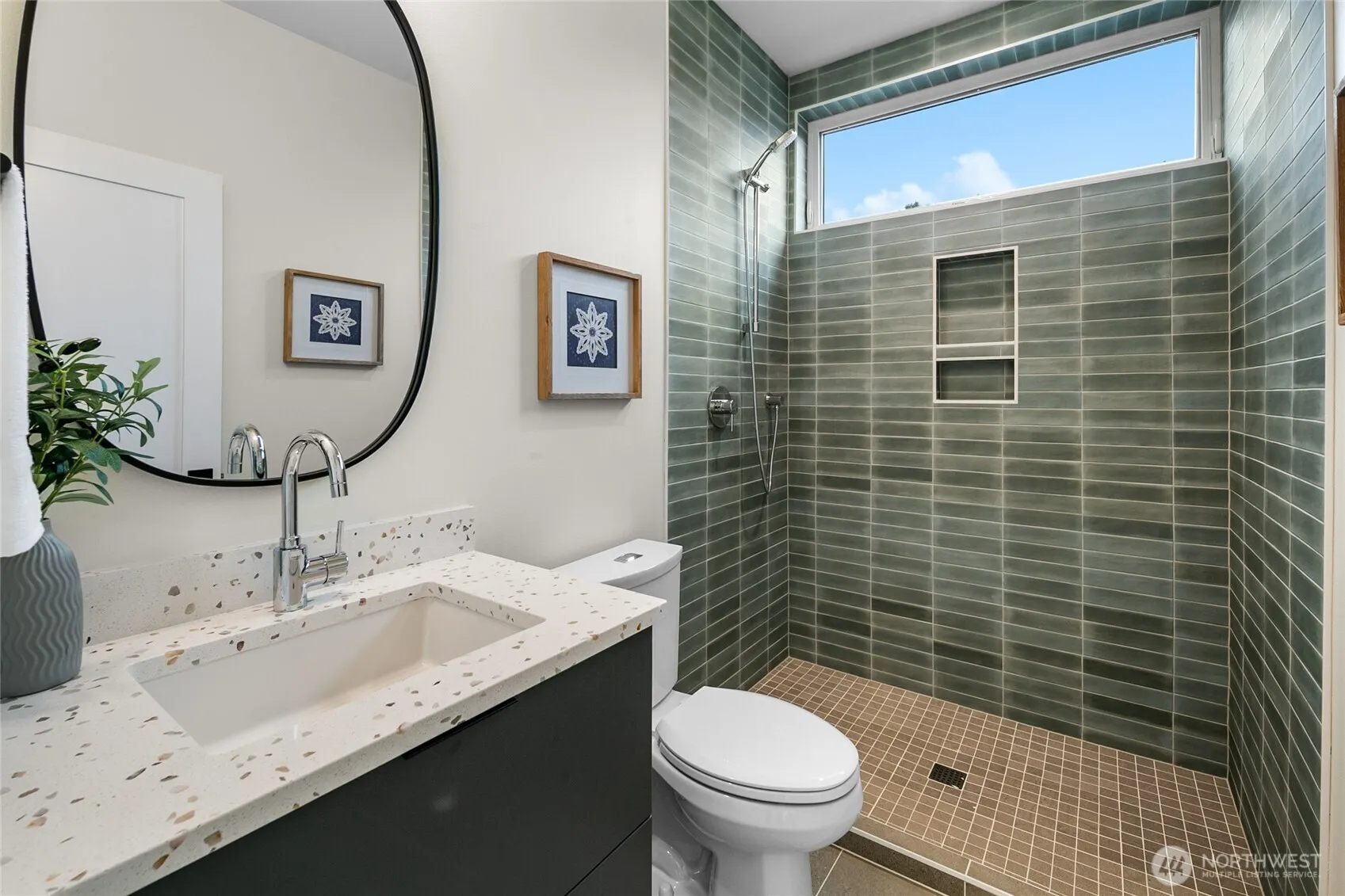 318 F Bellevue Avenue E, Seattle, WA 98102