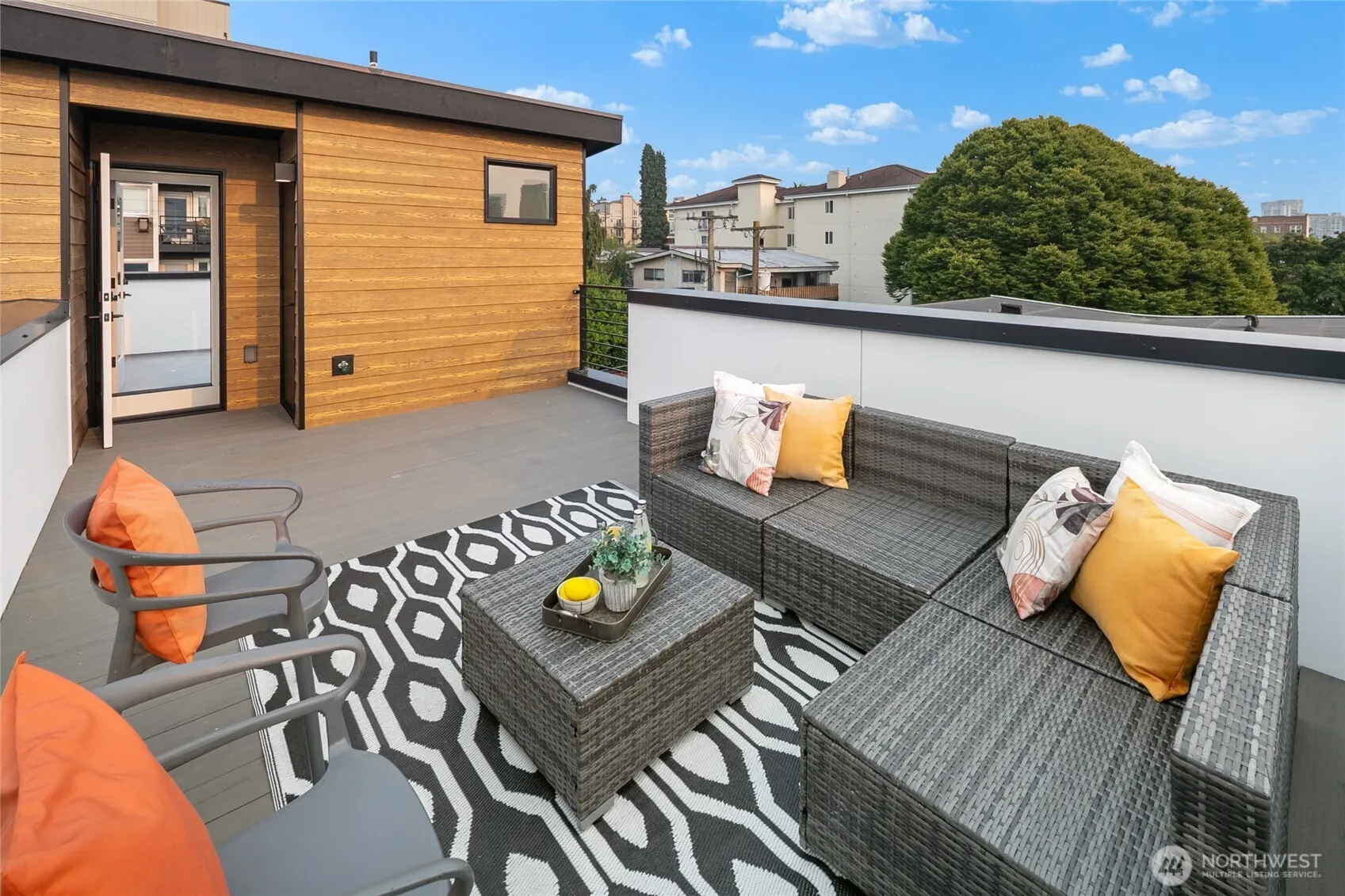 318 F Bellevue Avenue E, Seattle, WA 98102