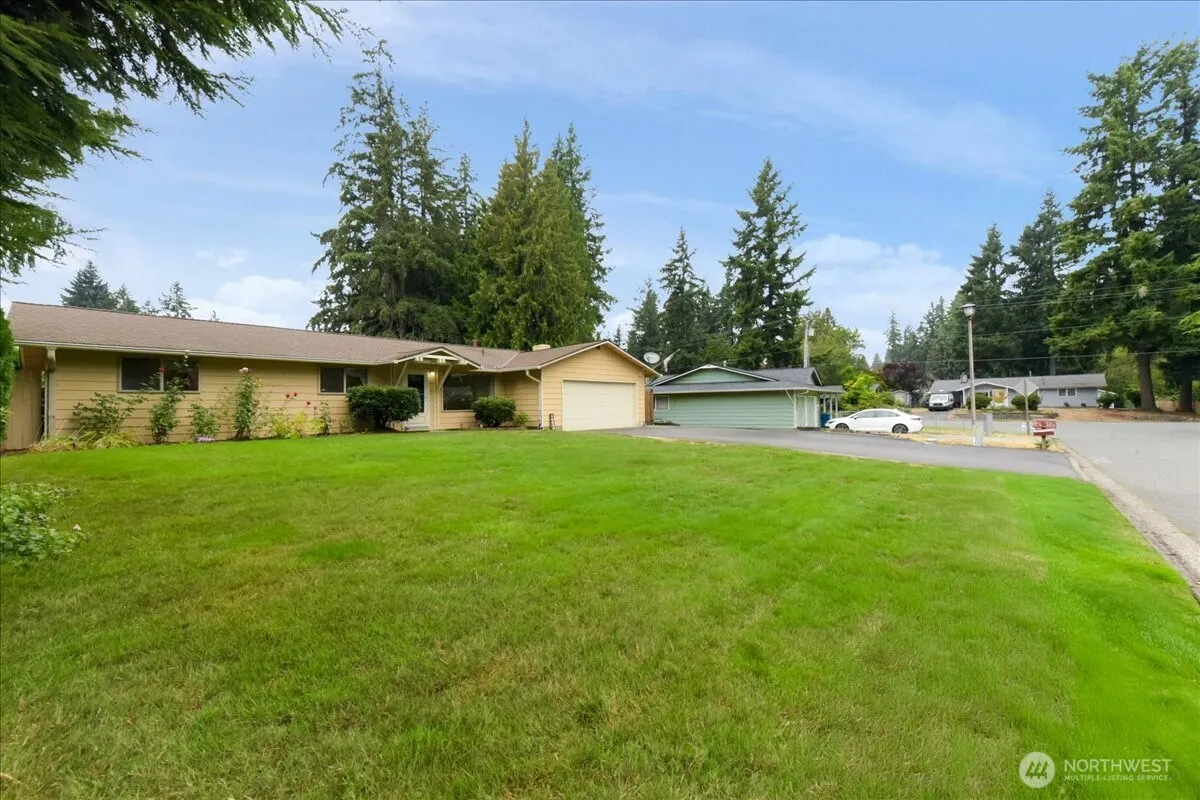 14411 158th Place SE, Renton, WA 98059
