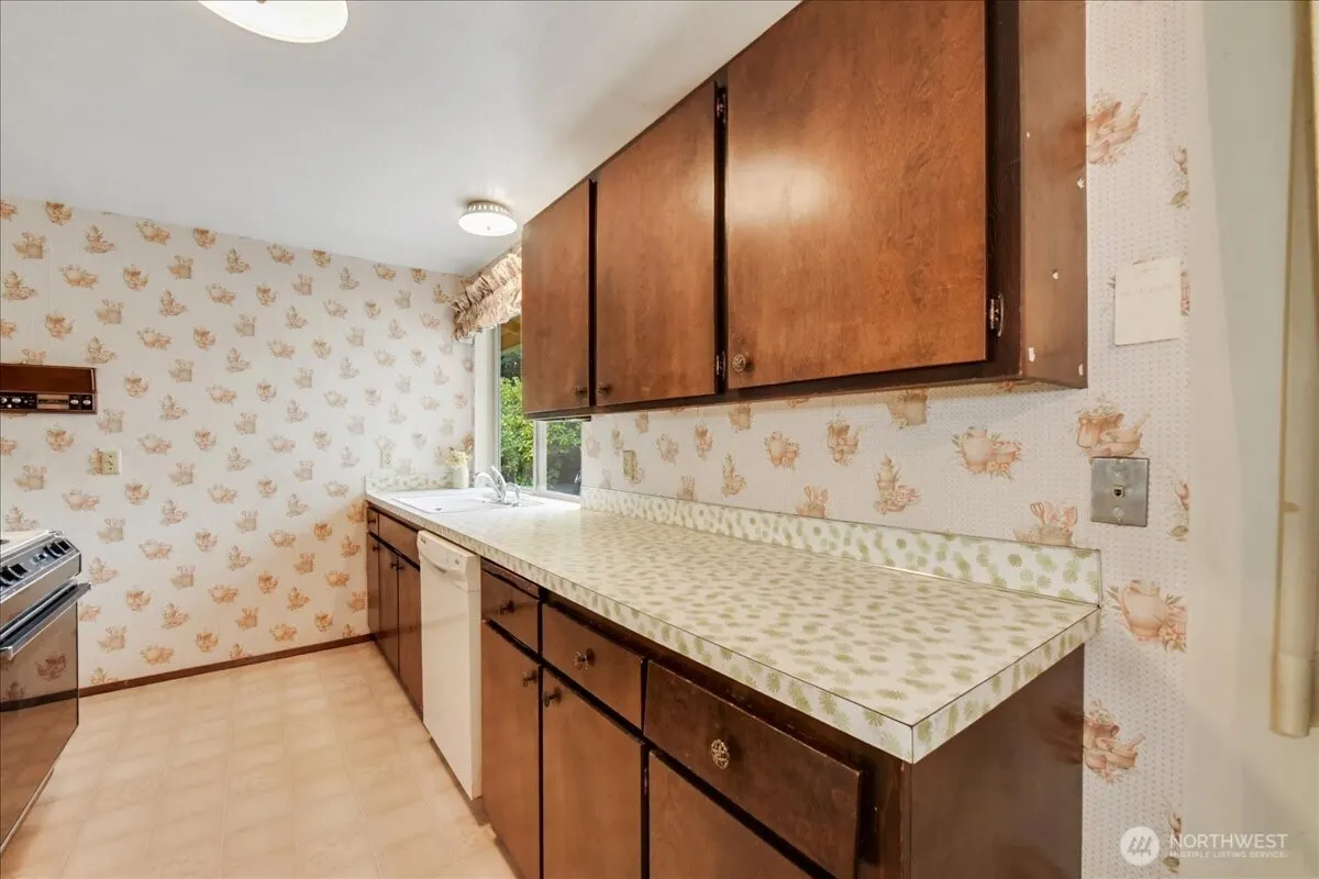 14411 158th Place SE, Renton, WA 98059