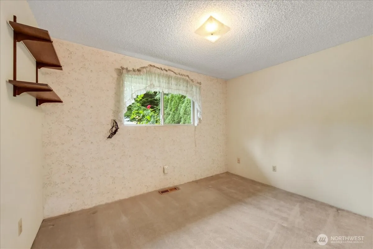 14411 158th Place SE, Renton, WA 98059
