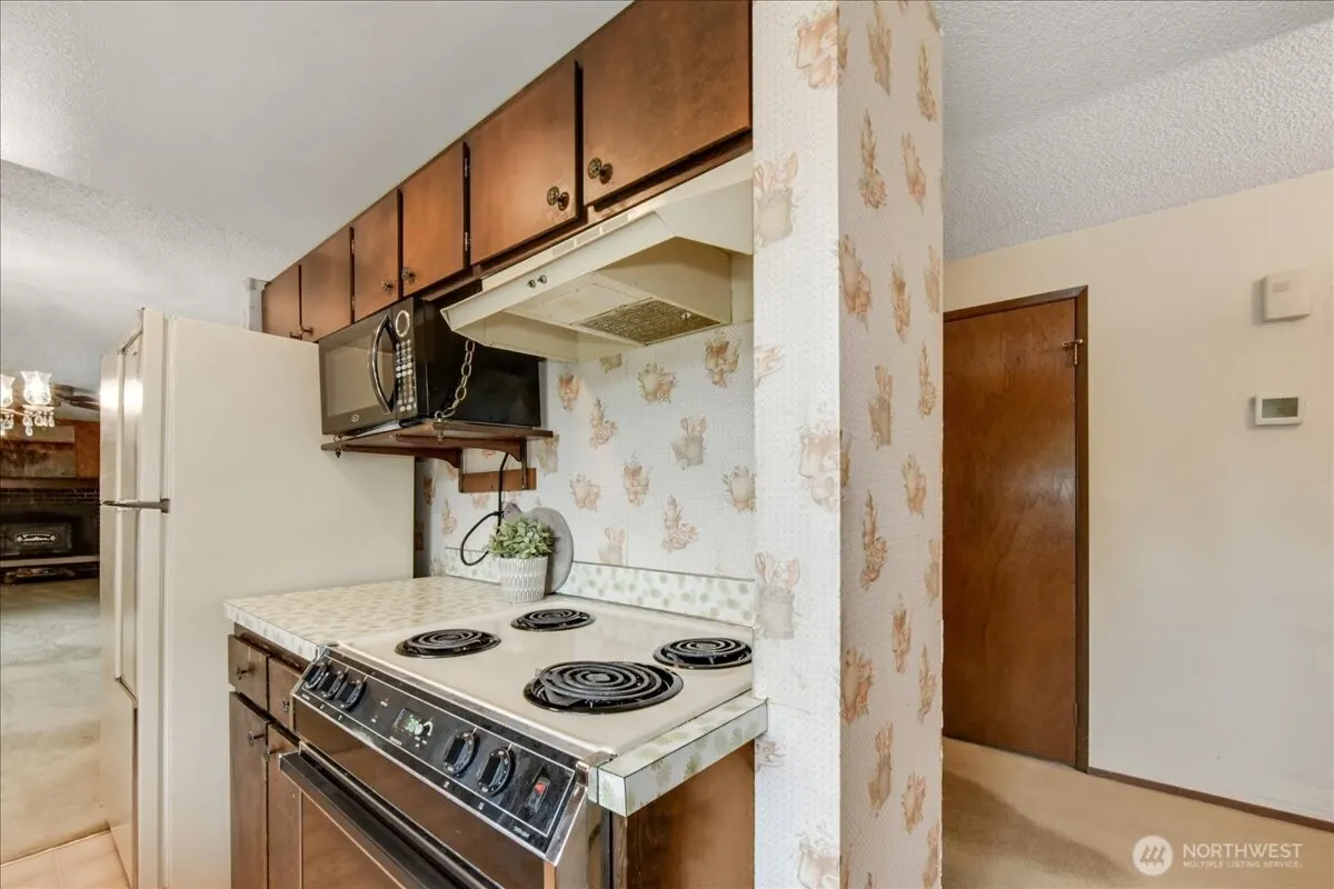 14411 158th Place SE, Renton, WA 98059