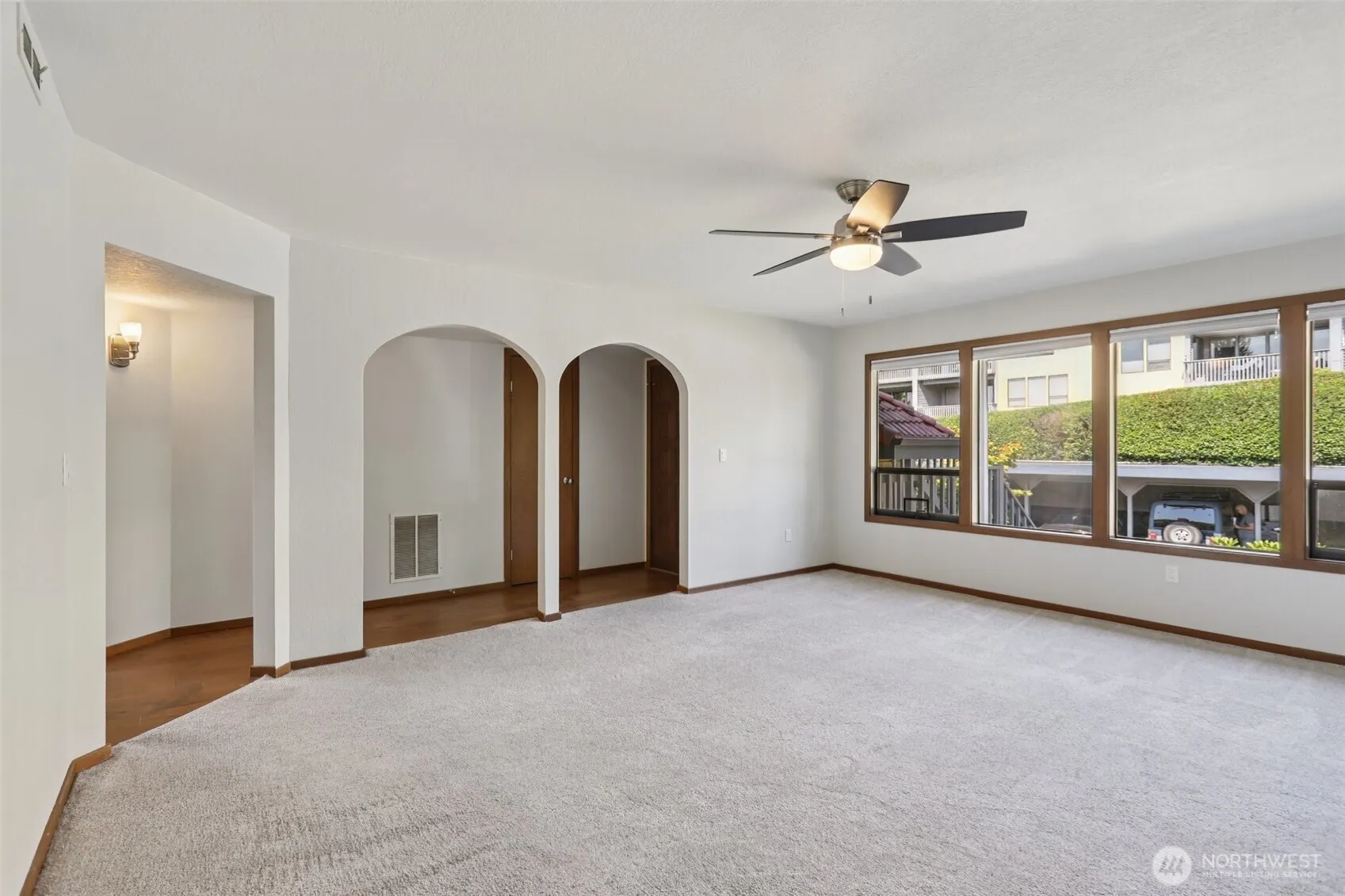 11620 100th Avenue NE #C212, Kirkland, WA 98034