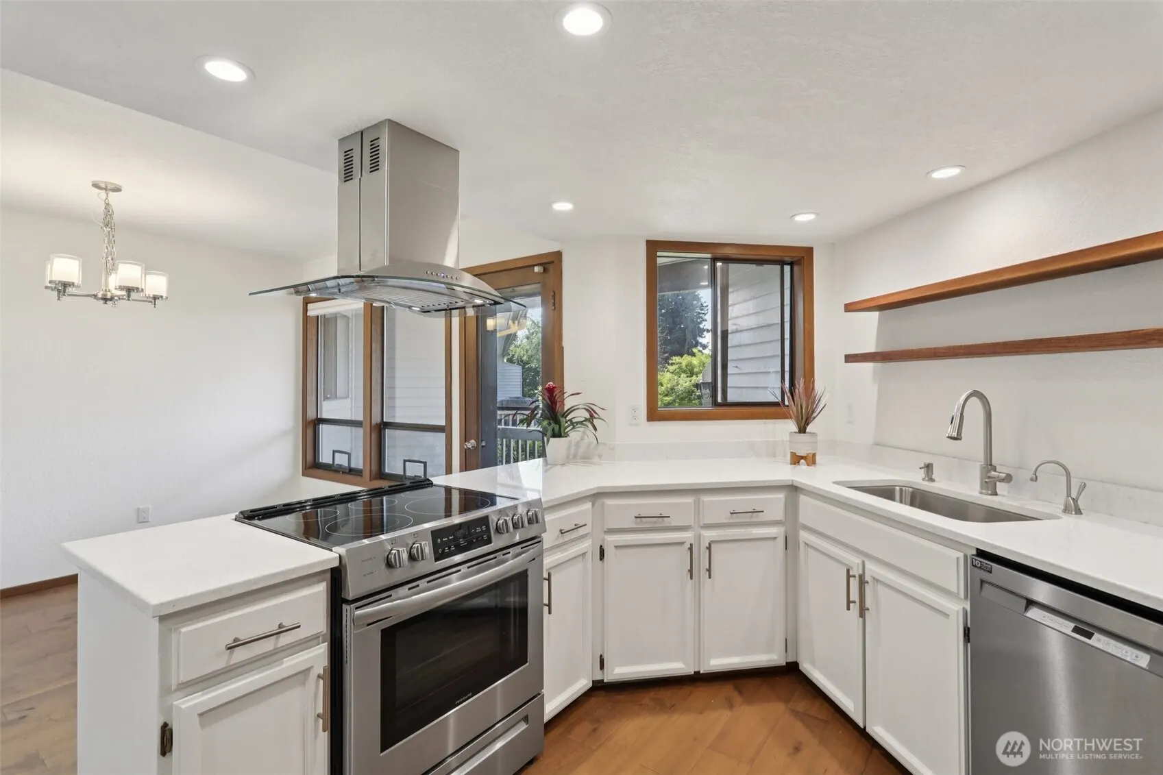 11620 100th Avenue NE #C212, Kirkland, WA 98034