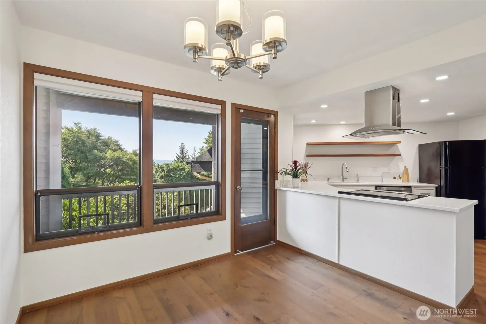 11620 100th Avenue NE #C212, Kirkland, WA 98034