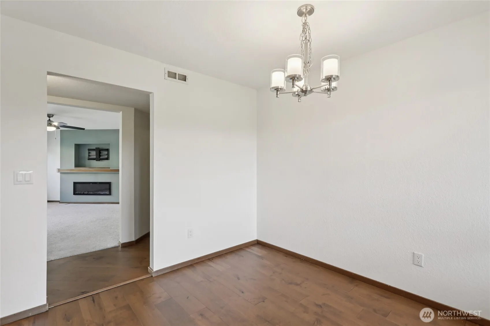 11620 100th Avenue NE #C212, Kirkland, WA 98034