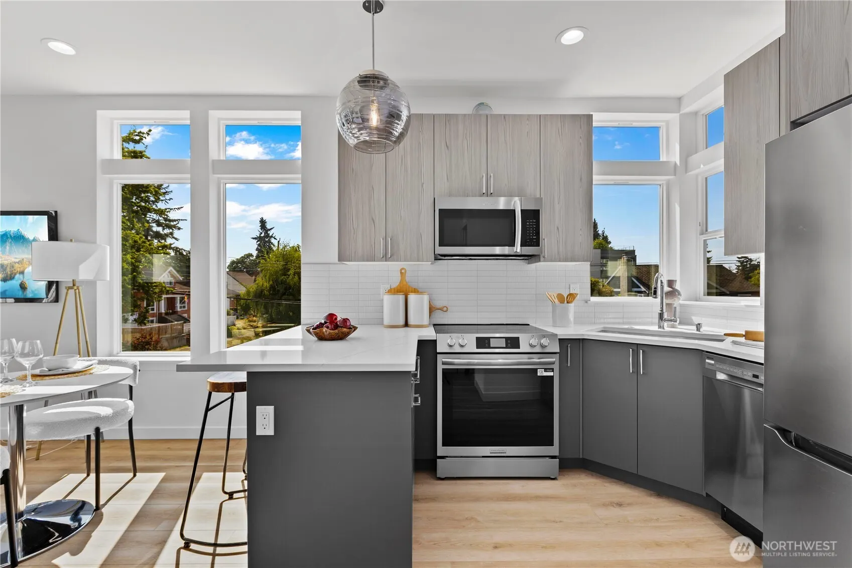 8303 A 12th Avenue NW, Seattle, WA 98117