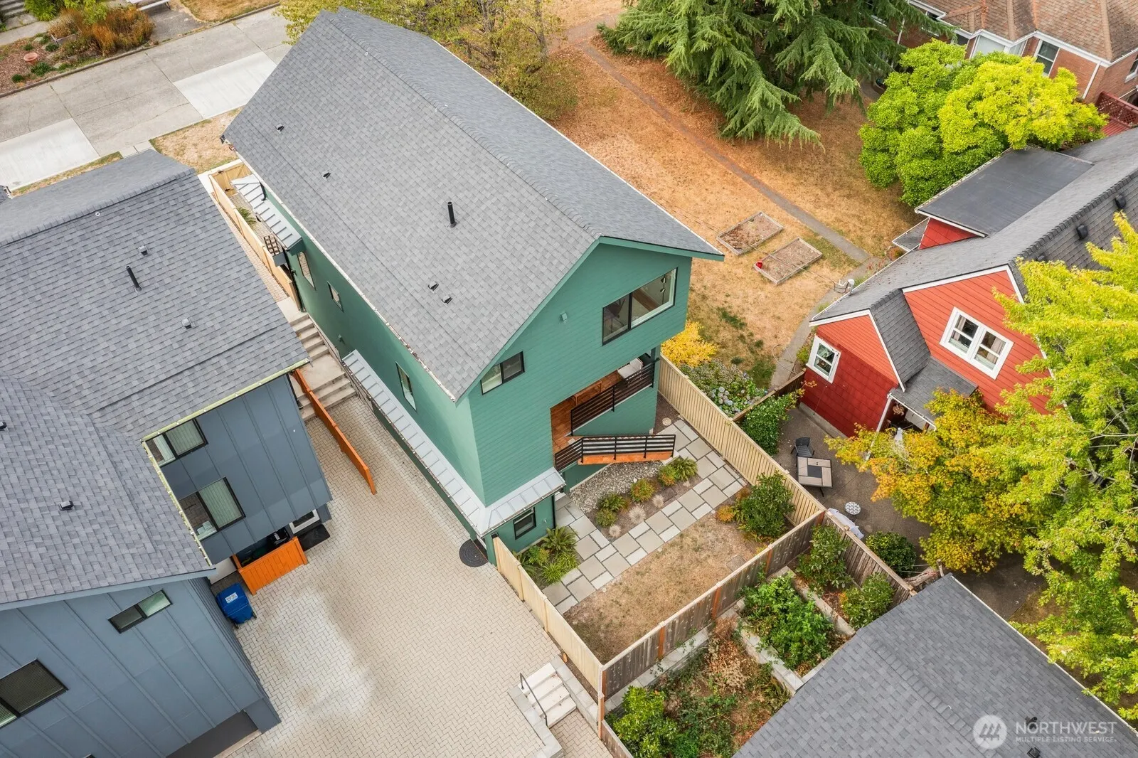 7714 30th Ave NW, Seattle, WA 98117