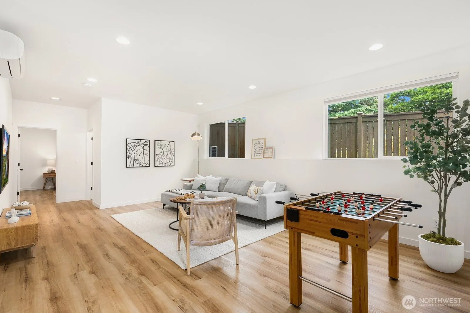 7714 30th Ave NW, Seattle, WA 98117