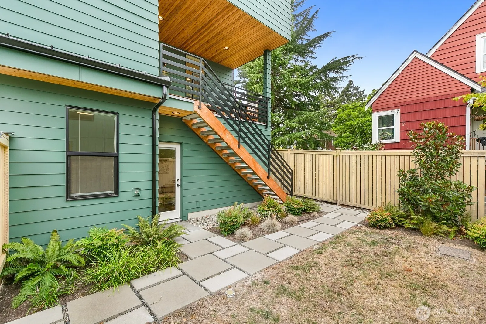 7714 30th Ave NW, Seattle, WA 98117