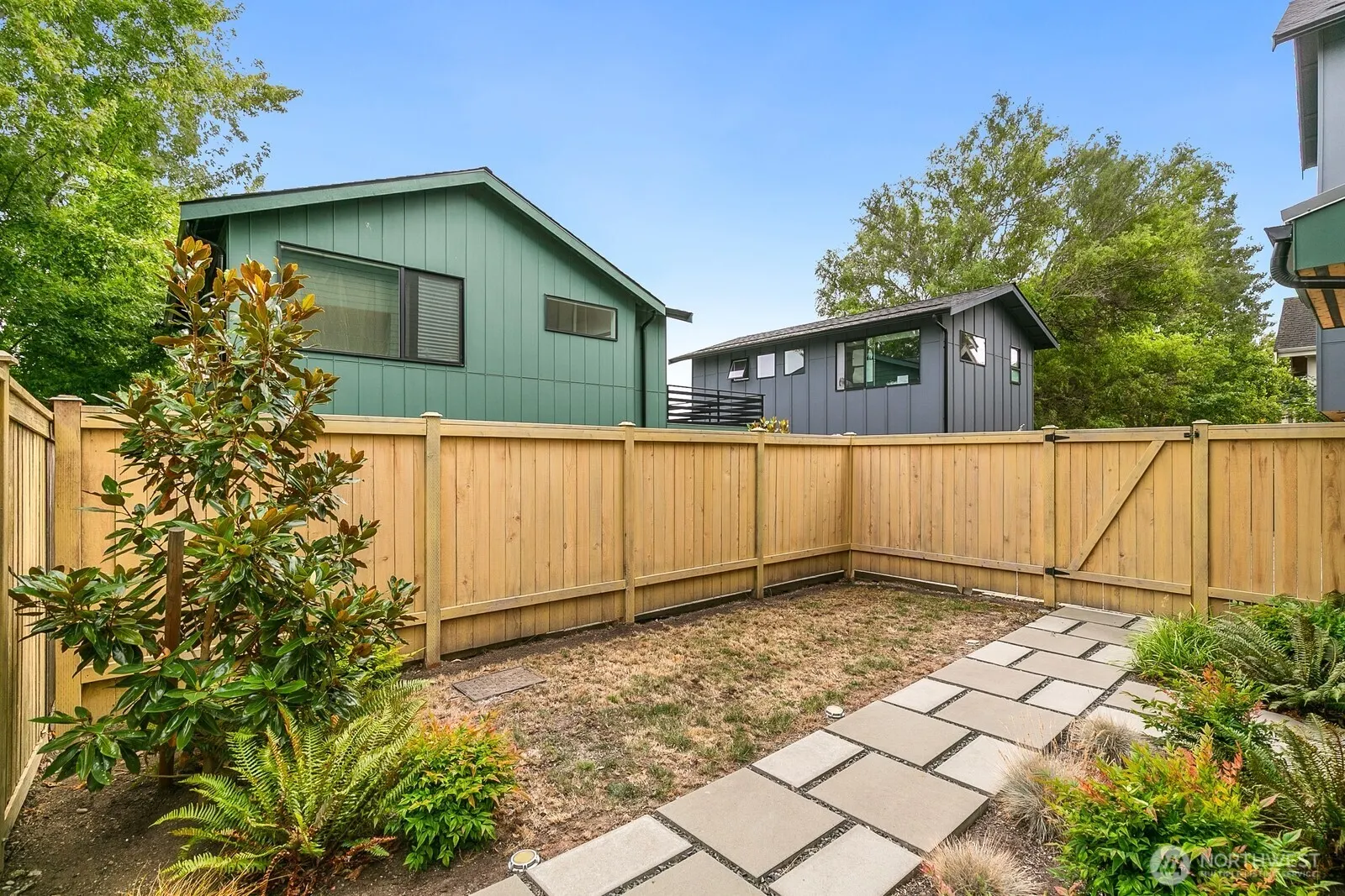 7714 30th Ave NW, Seattle, WA 98117
