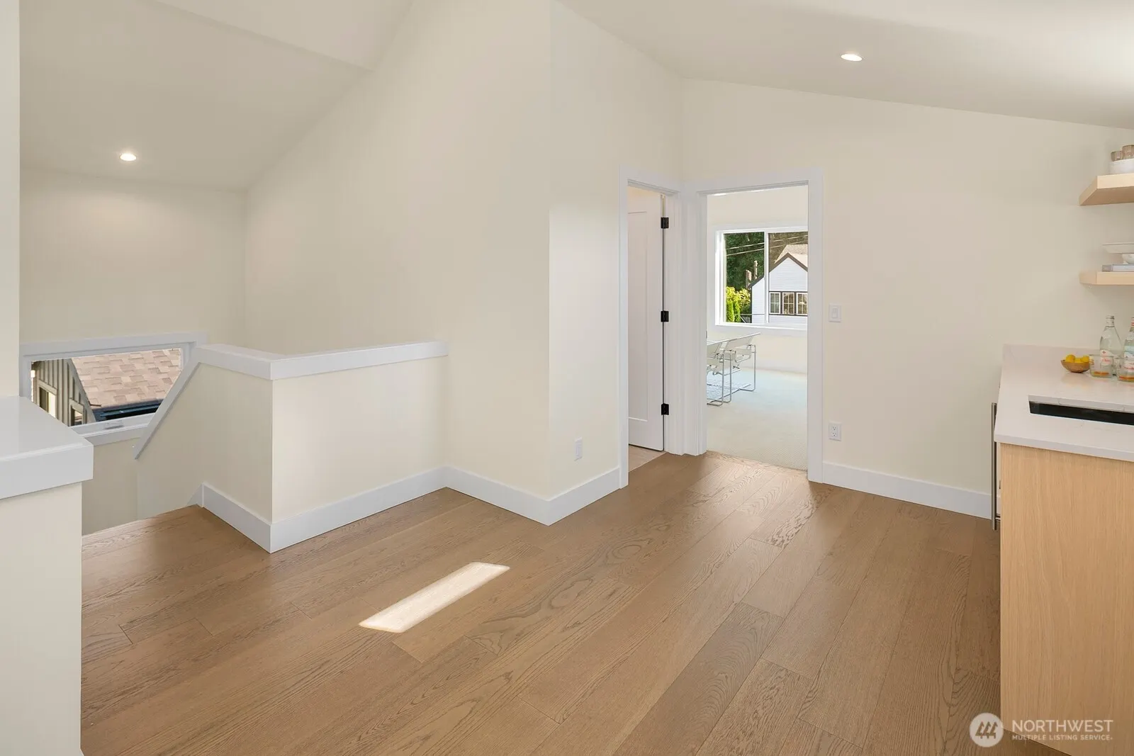3814 NE 89th Street , Seattle, WA 98115