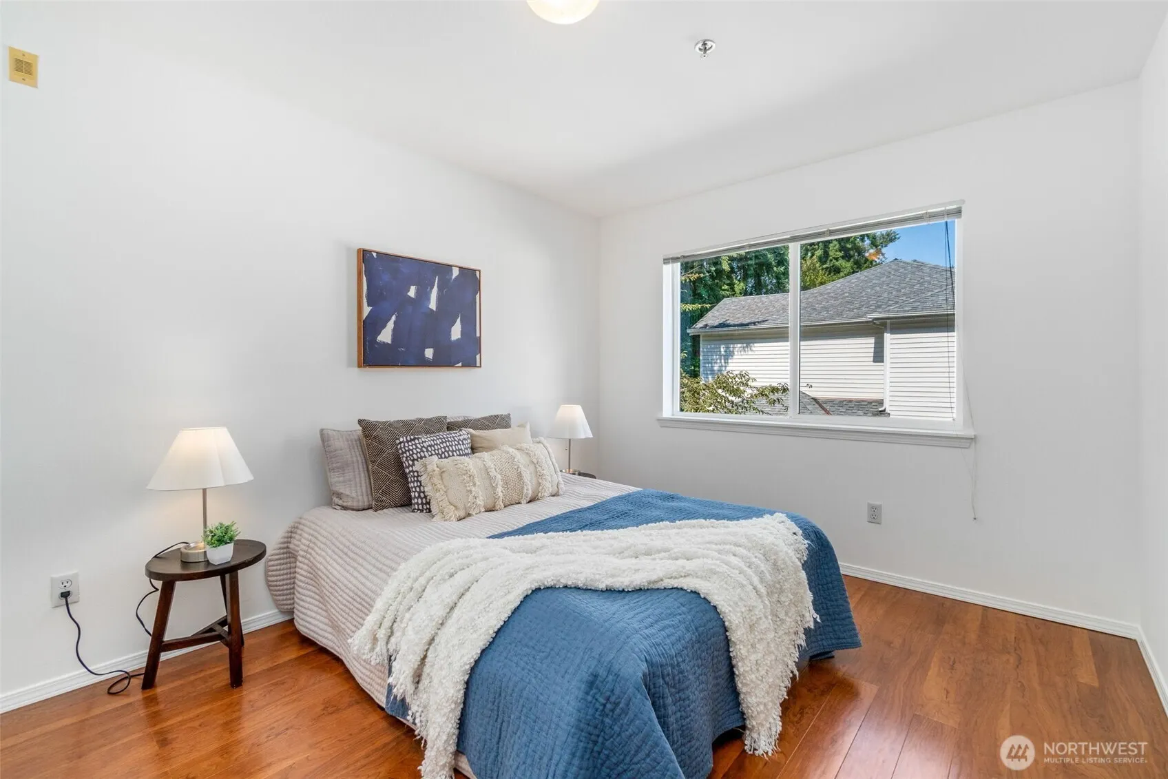 16225 Northup Way #A202, Bellevue, WA 98008