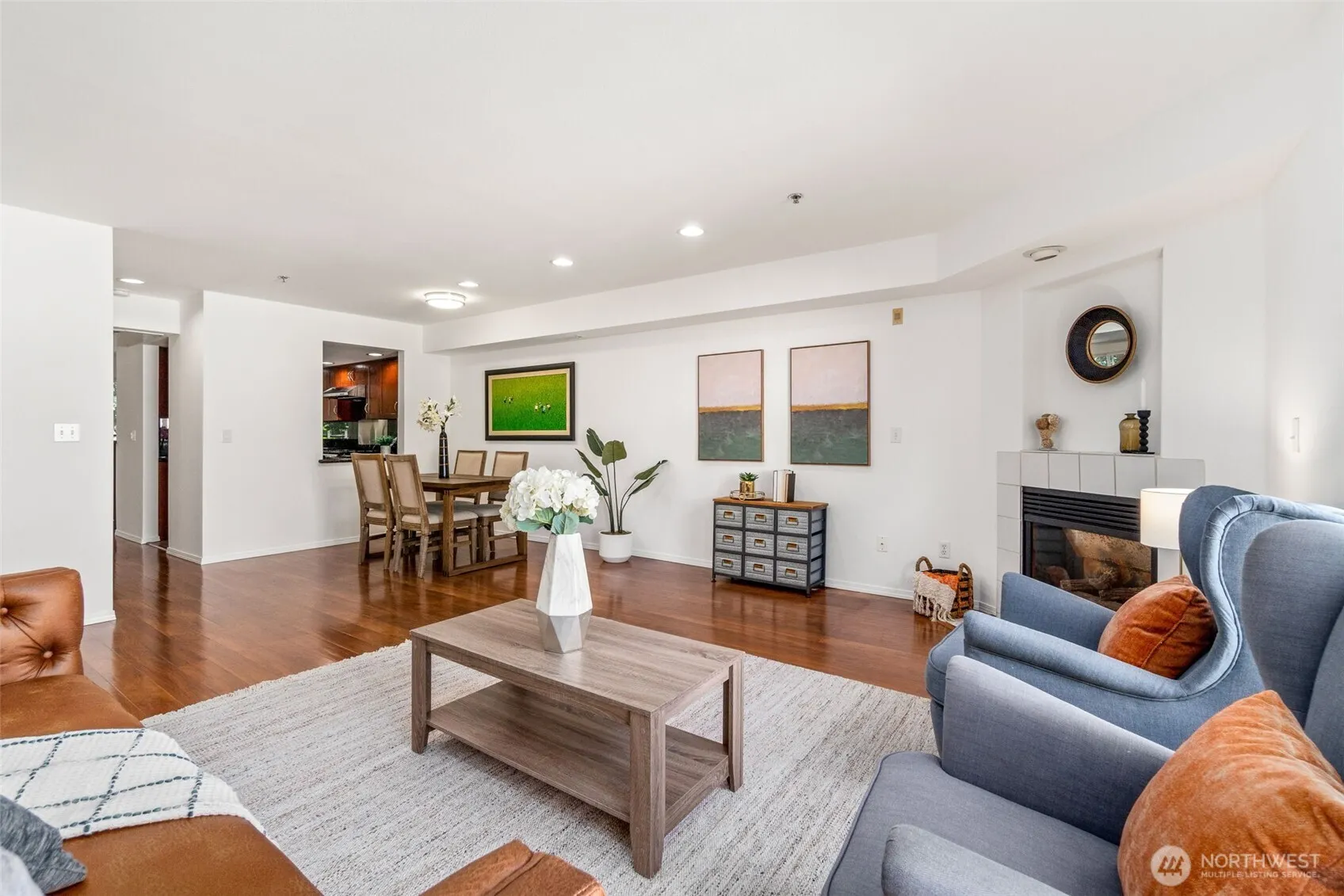 16225 Northup Way #A202, Bellevue, WA 98008