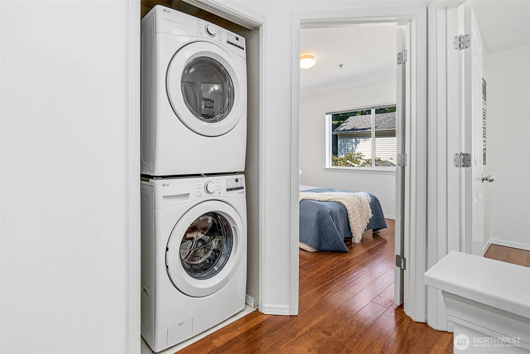 16225 Northup Way #A202, Bellevue, WA 98008