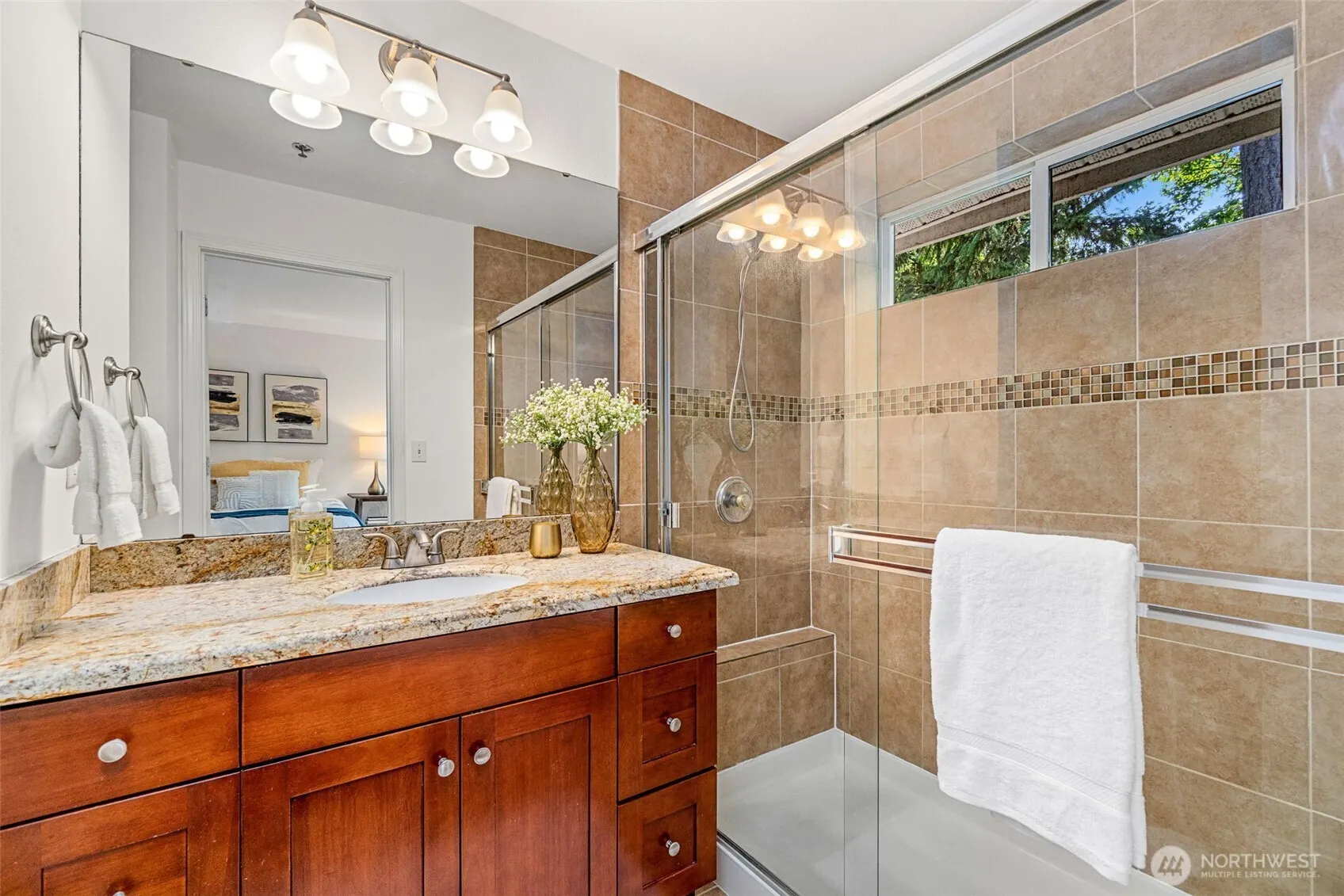 16225 Northup Way #A202, Bellevue, WA 98008