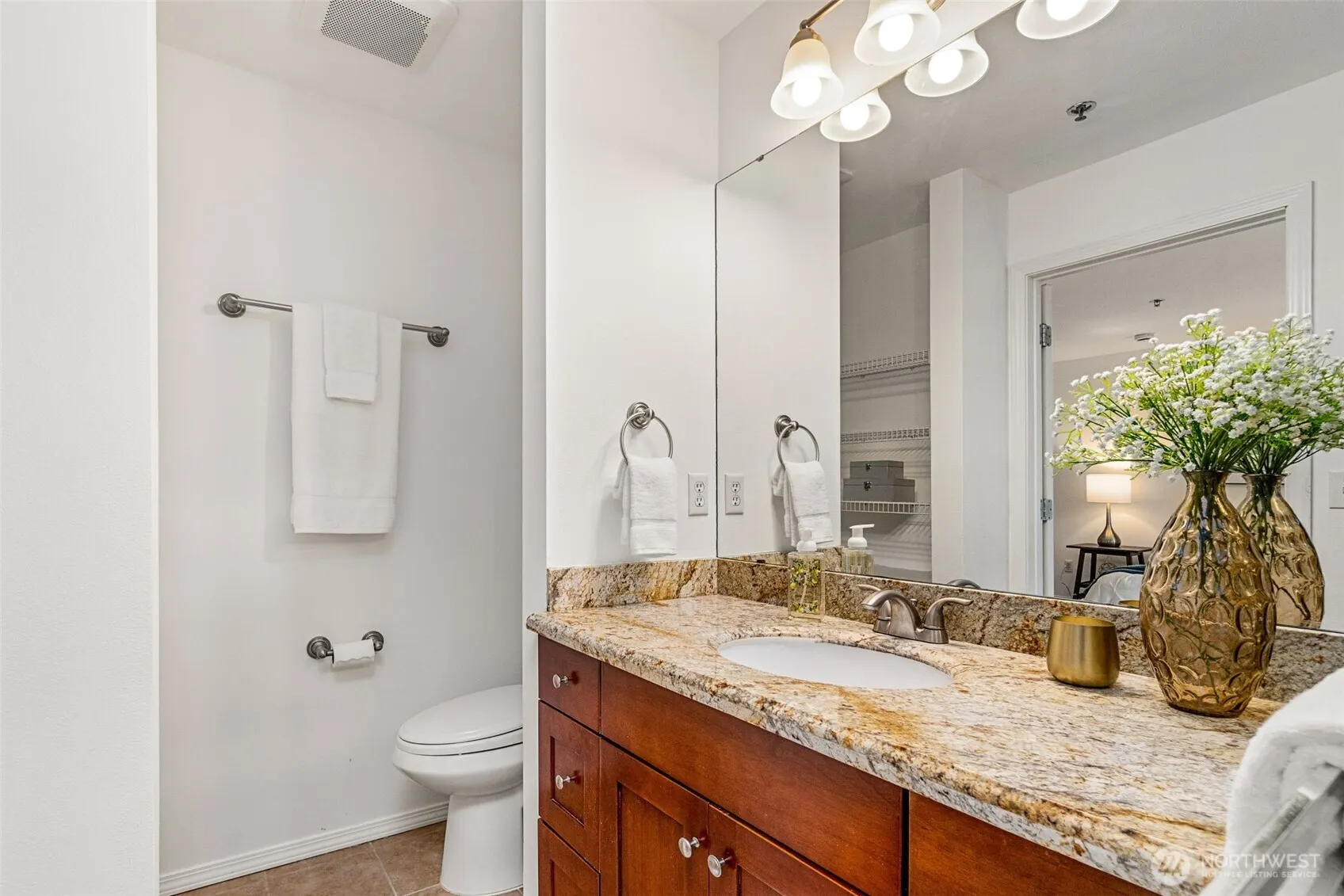 16225 Northup Way #A202, Bellevue, WA 98008