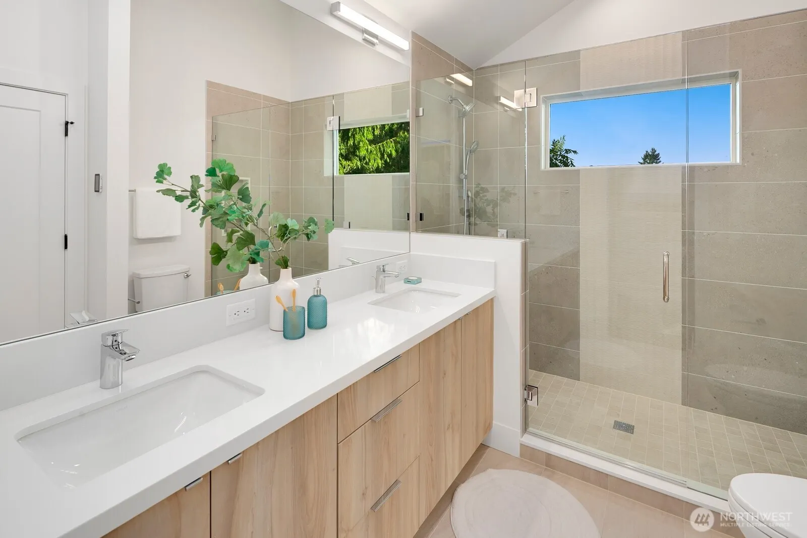 3816 NE 89th Street , Seattle, WA 98115