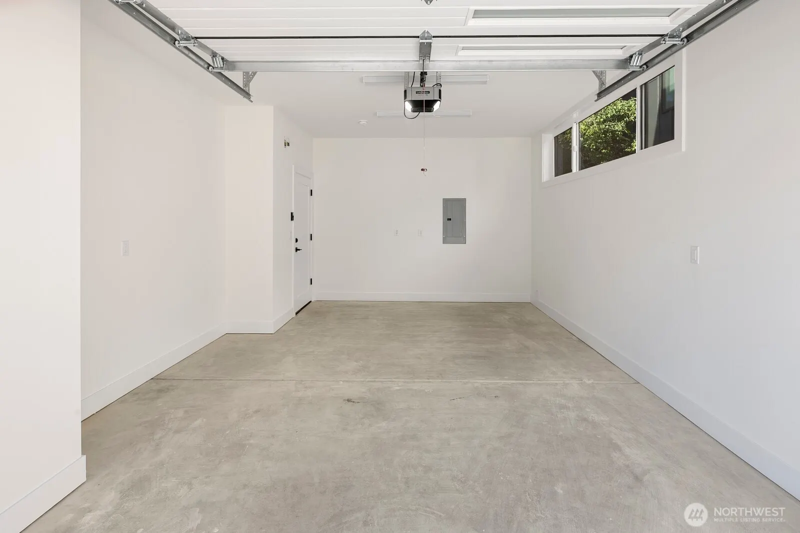 3816 NE 89th Street , Seattle, WA 98115