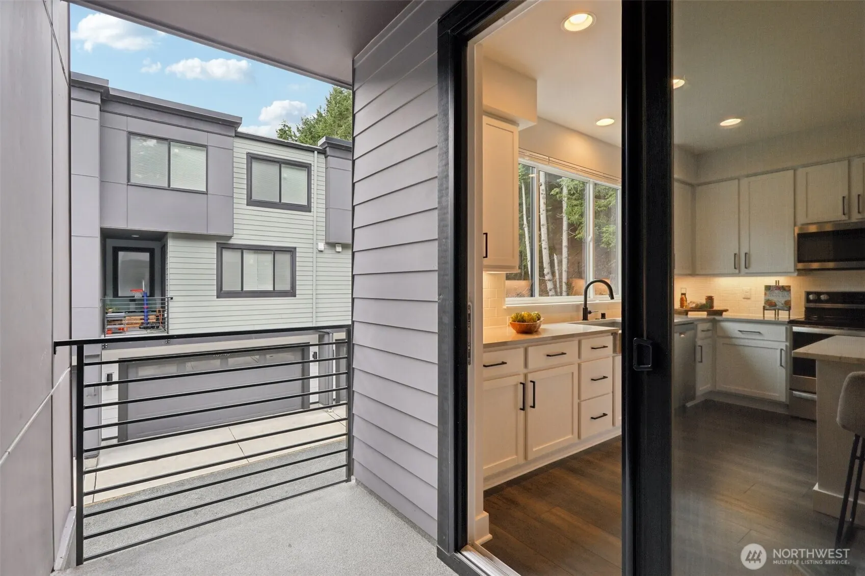 18757 76th Avenue W, Lynnwood, WA 98037-4113