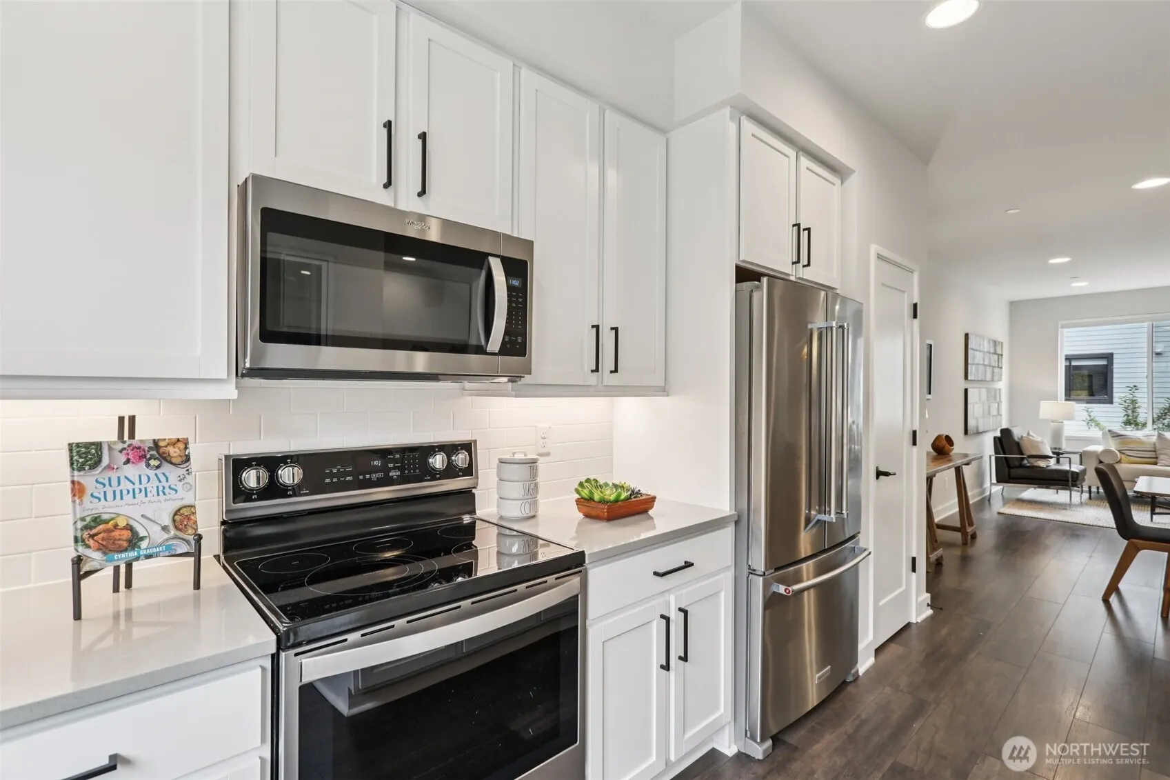 18757 76th Avenue W, Lynnwood, WA 98037-4113