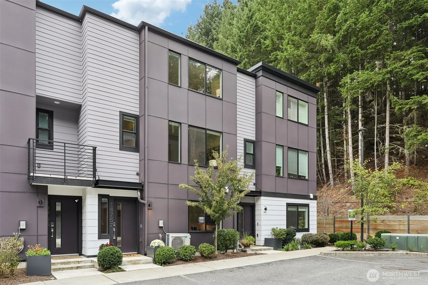 18757 76th Avenue W, Lynnwood, WA 98037-4113