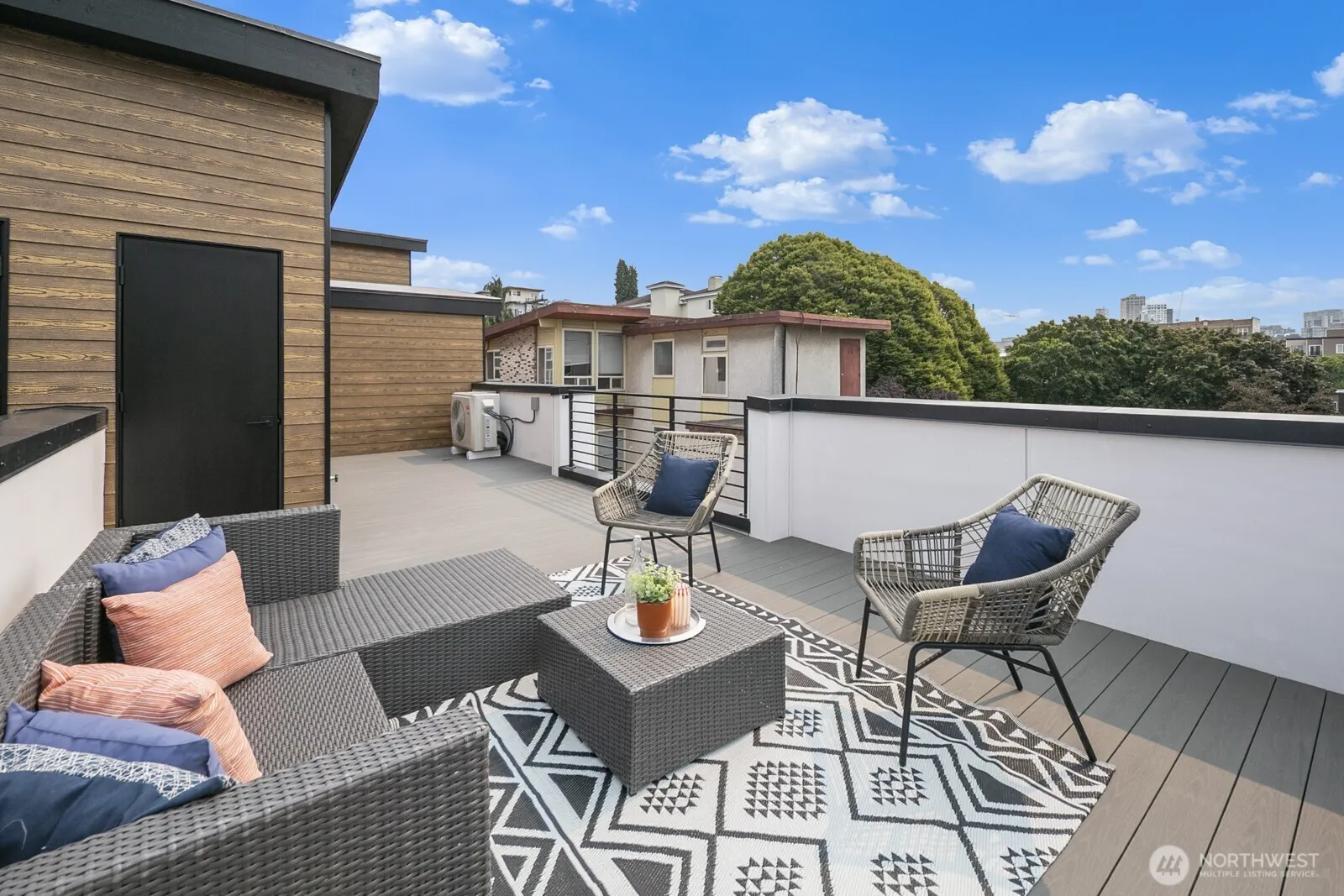 318 Bellevue Avenue E #A, Seattle, WA 98102