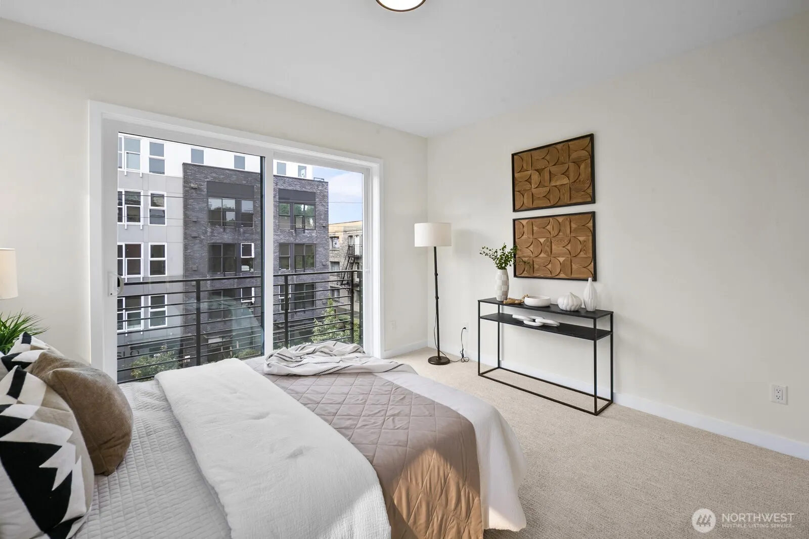 318 Bellevue Avenue E #A, Seattle, WA 98102