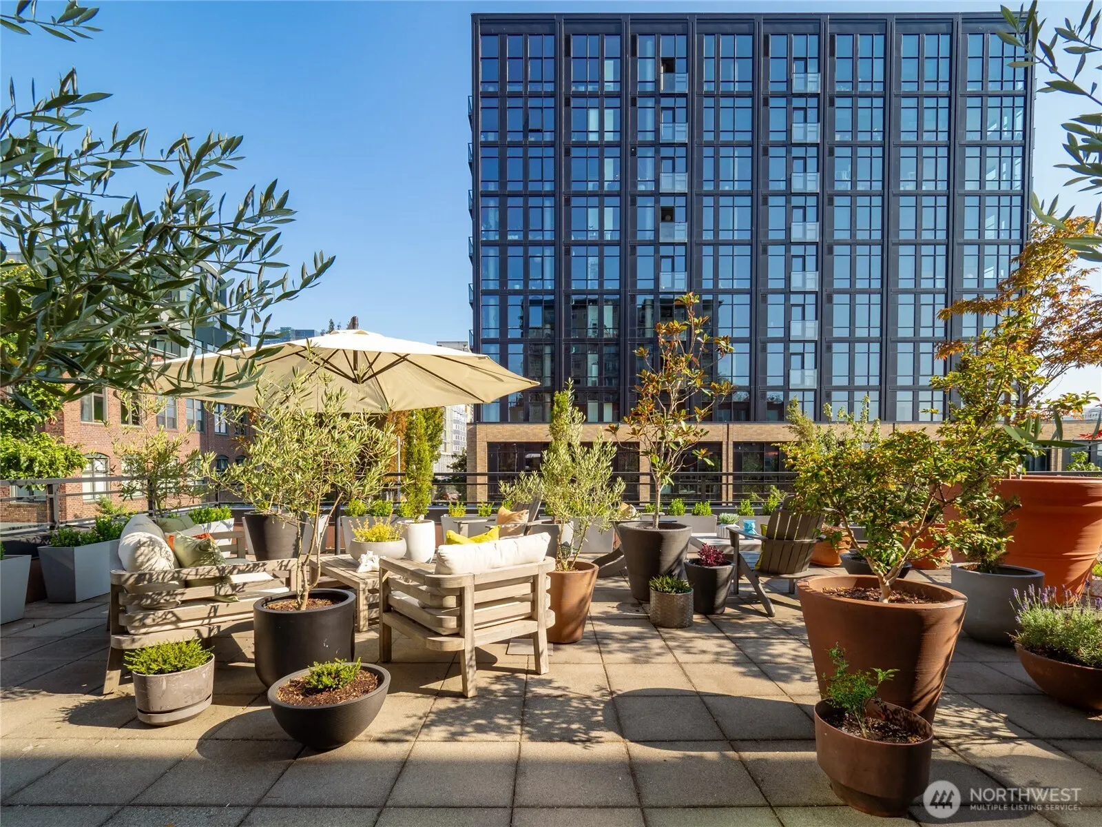 2607 Western Avenue #456, Seattle, WA 98121