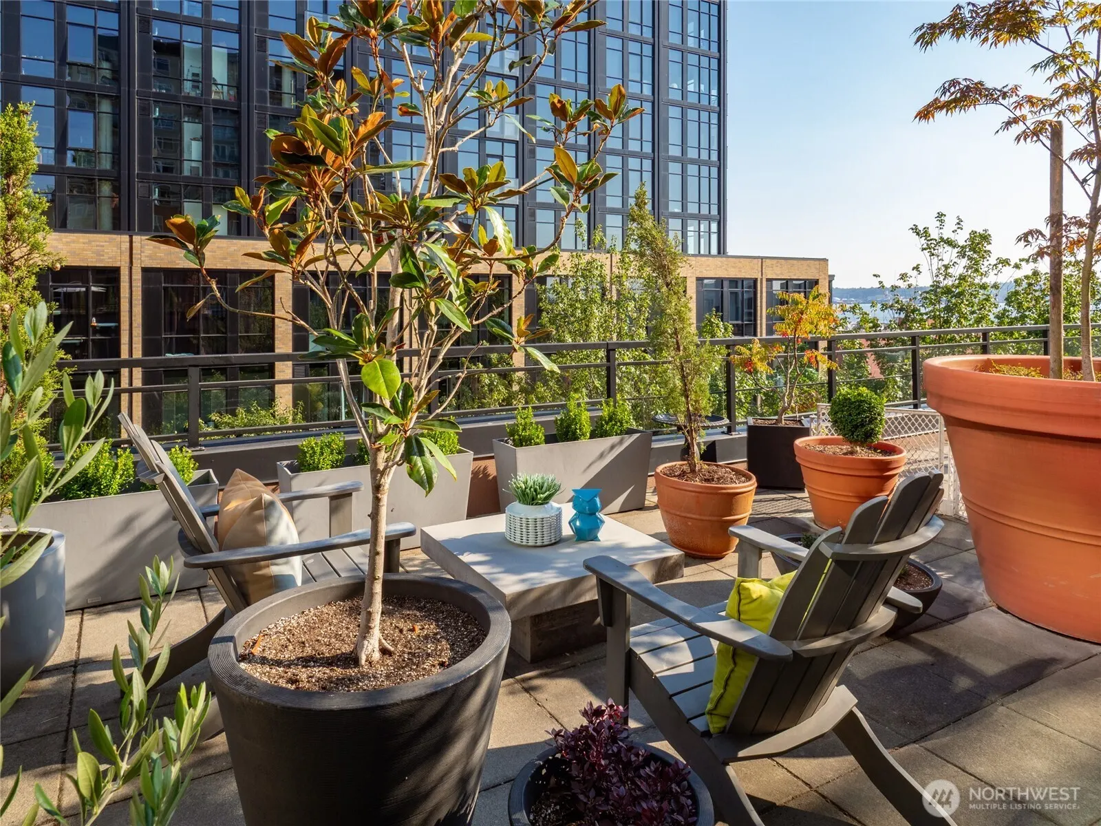 2607 Western Avenue #456, Seattle, WA 98121