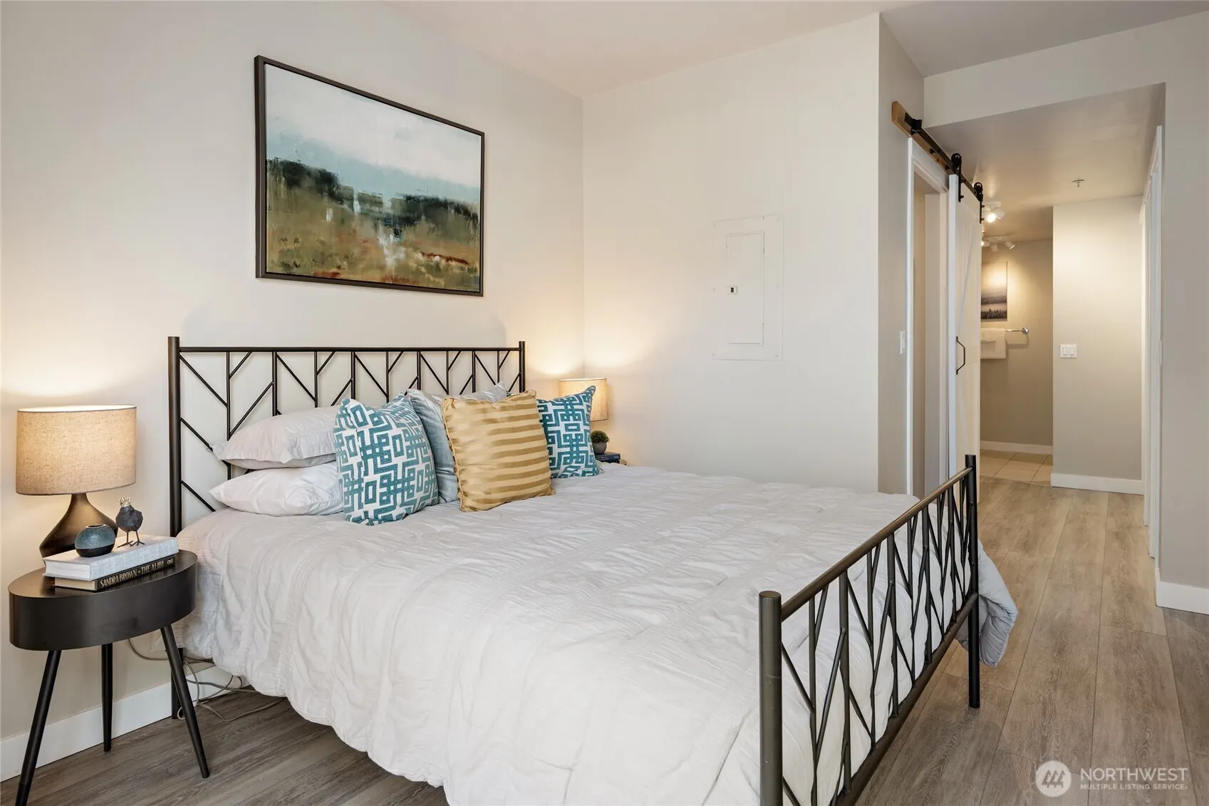 2607 Western Avenue #456, Seattle, WA 98121