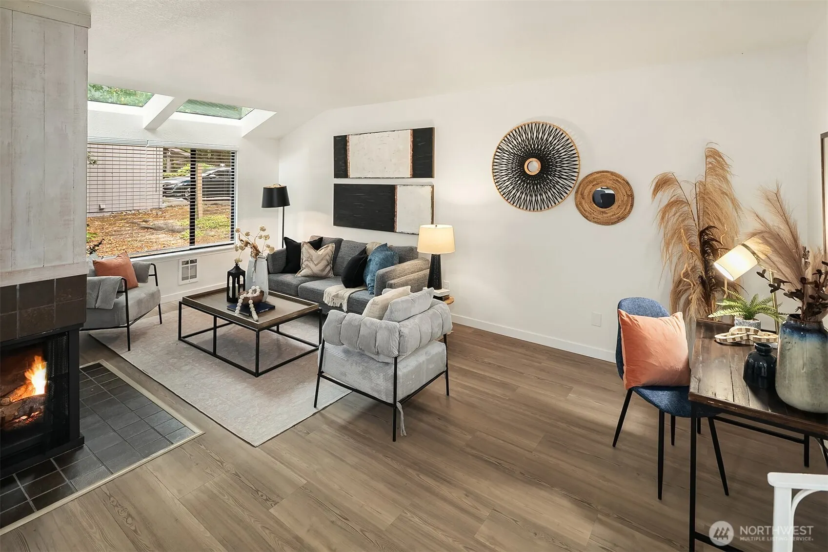 4015 145th Avenue NE, Bellevue, WA 98007