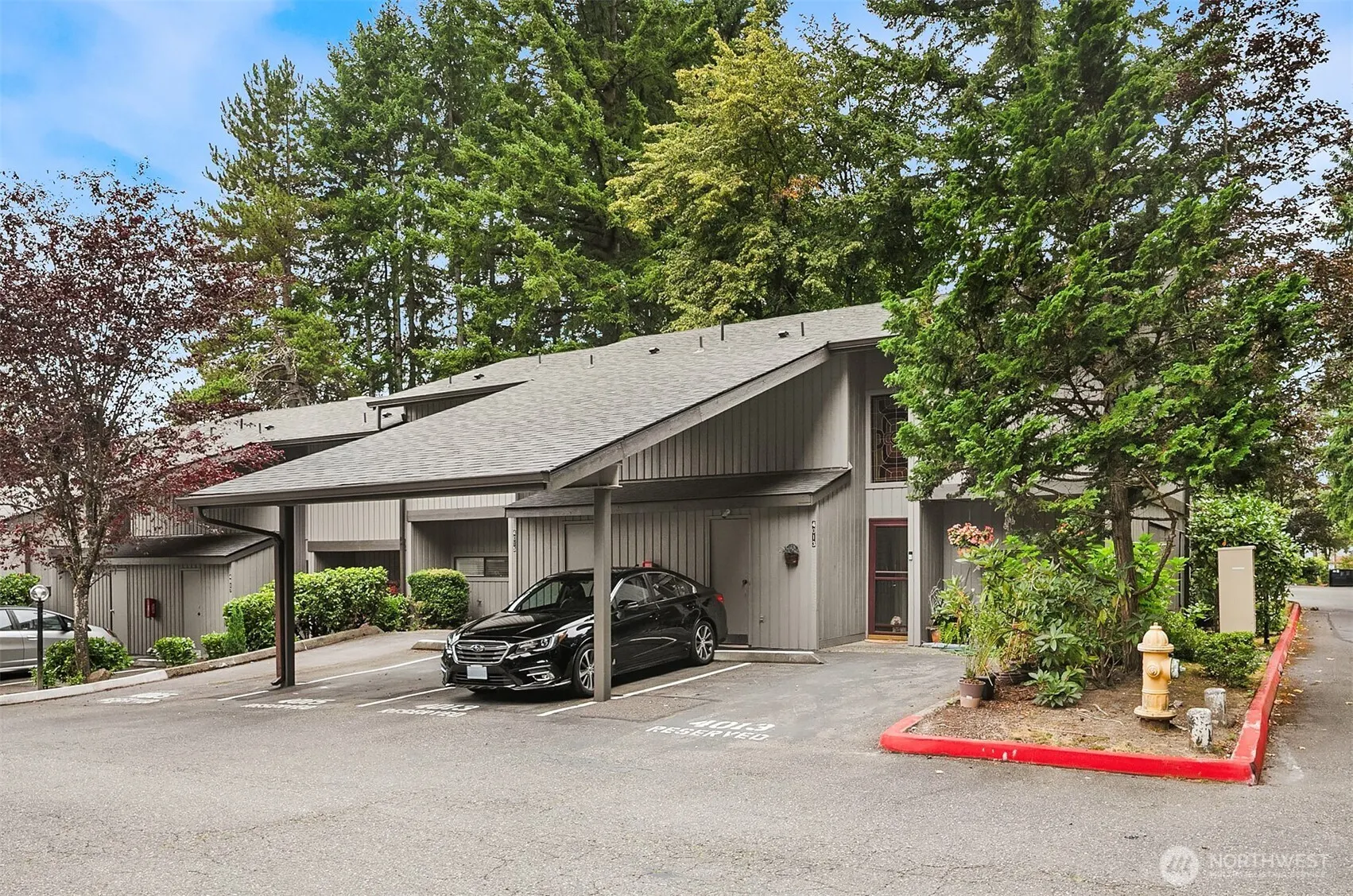 4015 145th Avenue NE, Bellevue, WA 98007