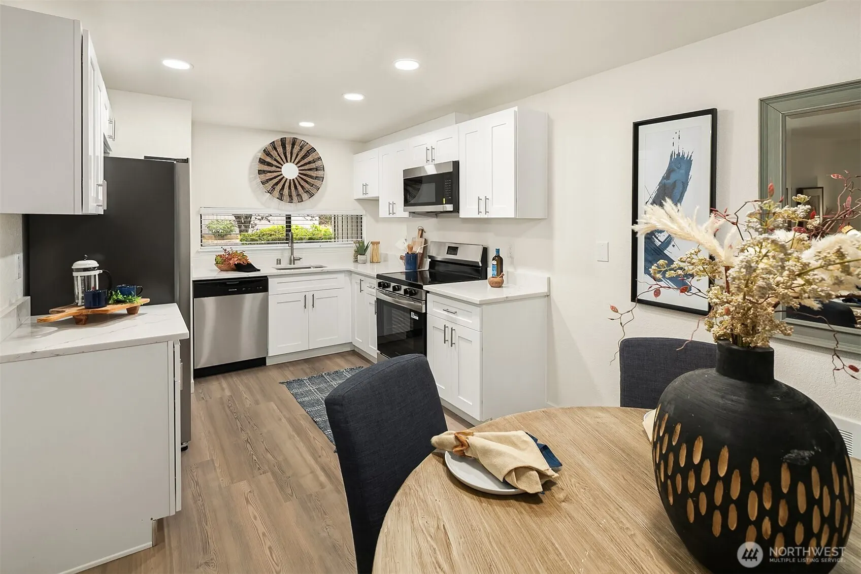 4015 145th Avenue NE, Bellevue, WA 98007