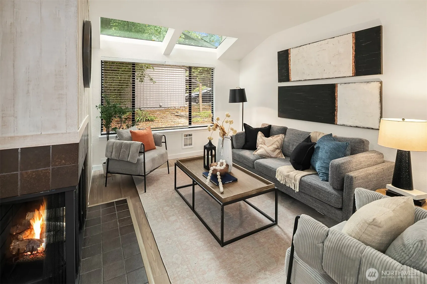 4015 145th Avenue NE, Bellevue, WA 98007