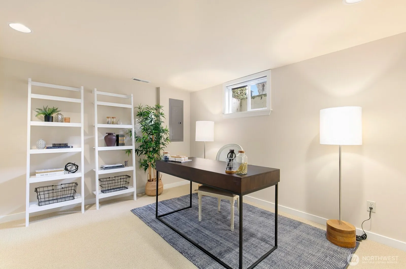 3016 37th Avenue W, Seattle, WA 98199