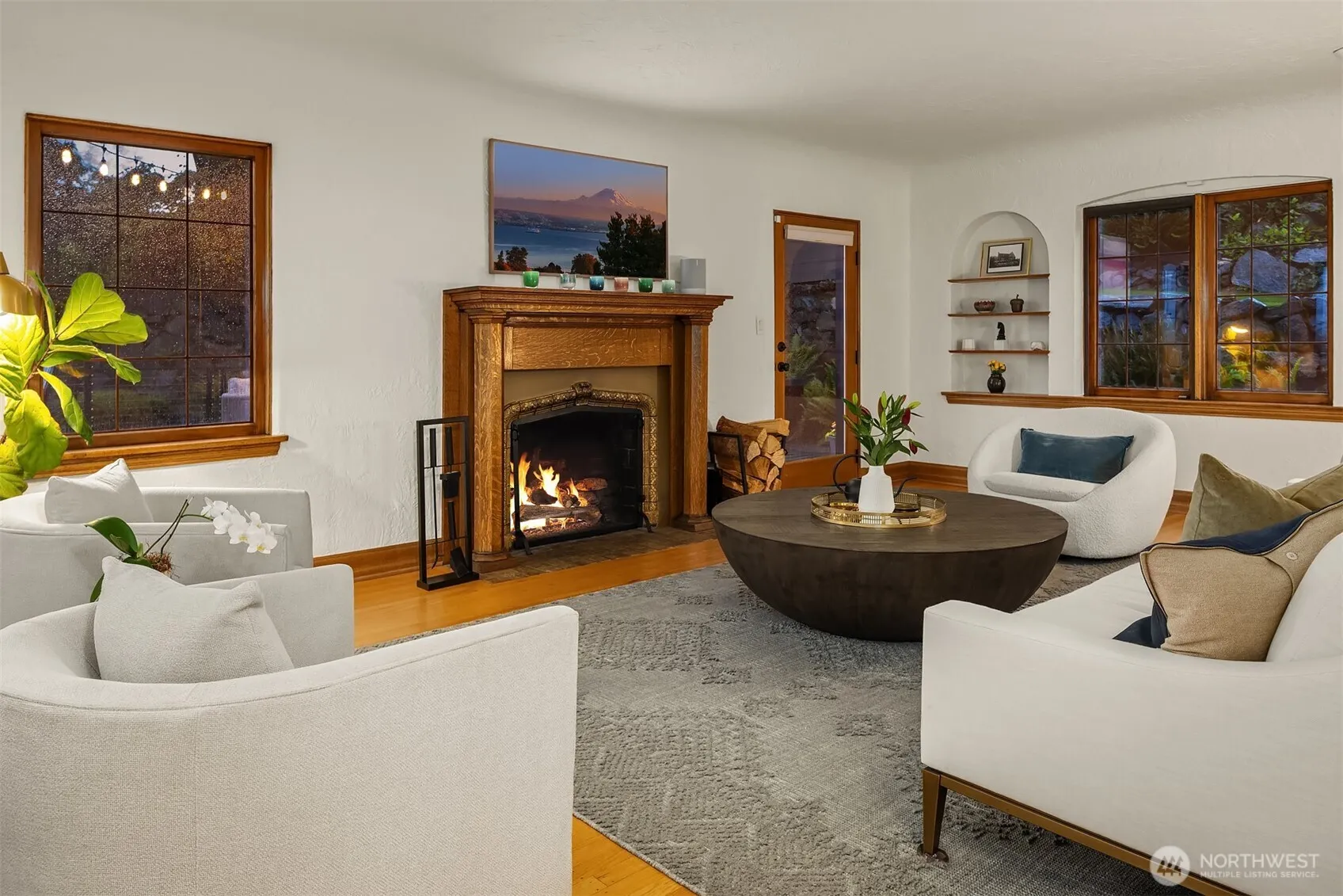 2459 Montavista Place W, Seattle, WA 98199