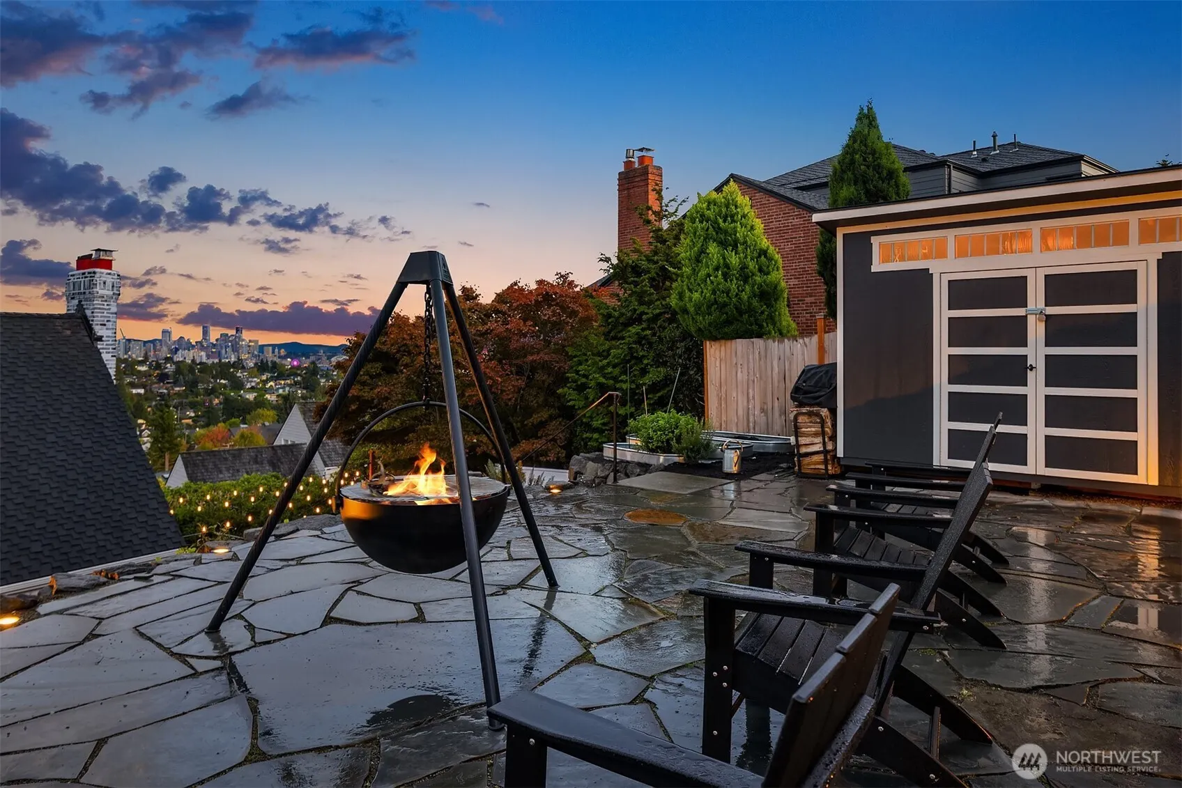 2459 Montavista Place W, Seattle, WA 98199